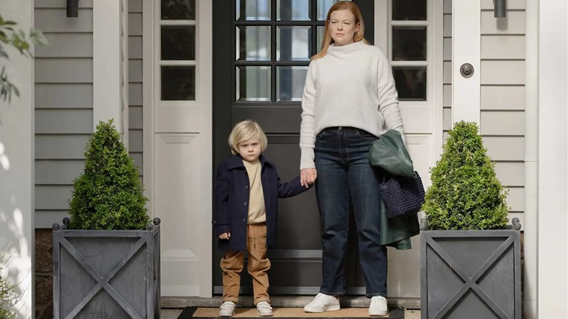 Milo Irvine (Duke McCloud) and Marissa Irvine (Sarah Snook) appear in All Her Fault Season 1, Episode 3. Image via PEACOCK/NBC.