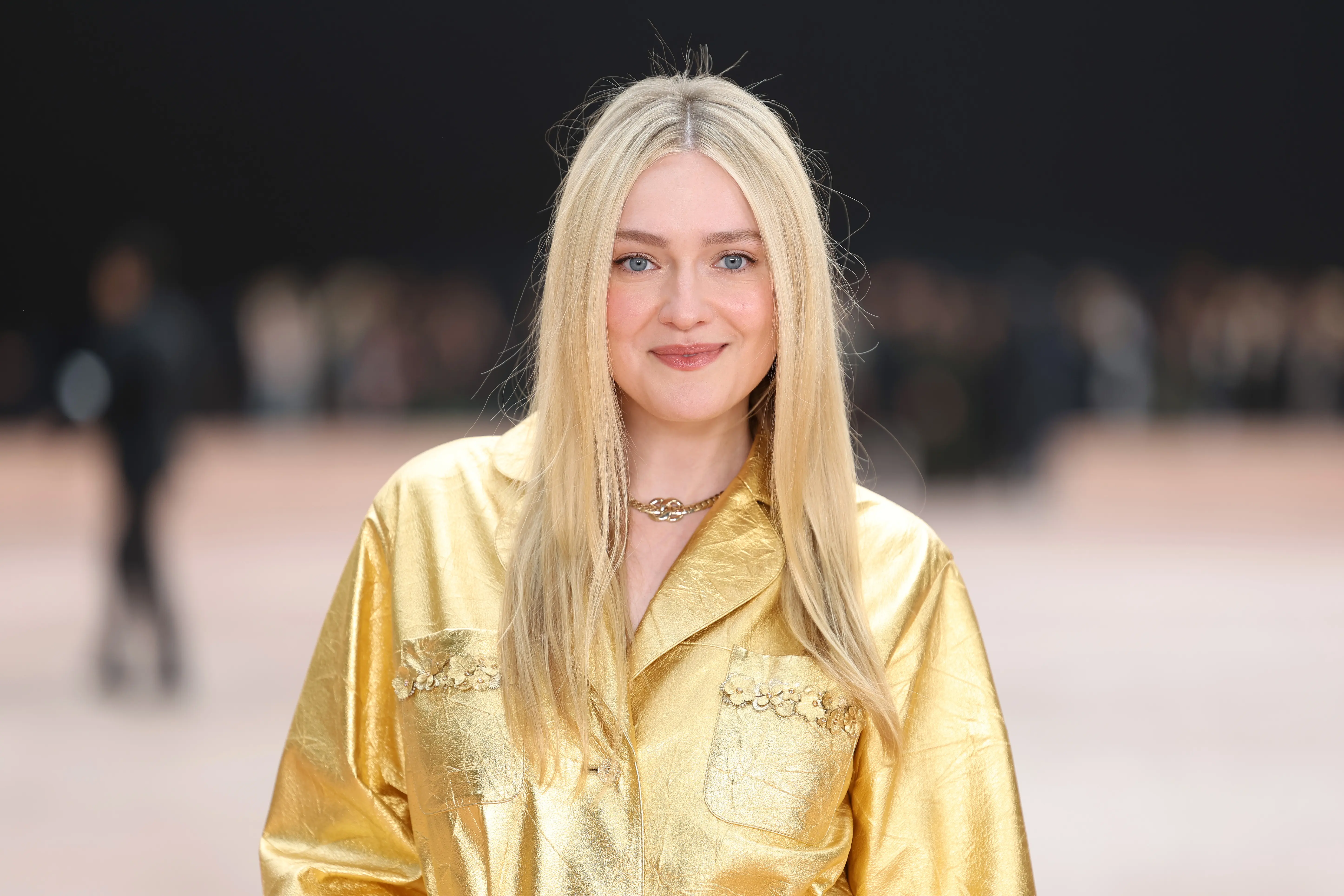 PARIS, FRANCE - MARCH 11: (EDITORIAL USE ONLY - For Non-Editorial use please seek approval from Fashion House) Dakota Fanning attends the Chanel Womenswear Fall/Winter 2025-2026 show as part of Paris Fashion Week at Grand Palais on March 11, 2025 in Paris, France. (Photo by Pascal Le Segretain/Getty Images)