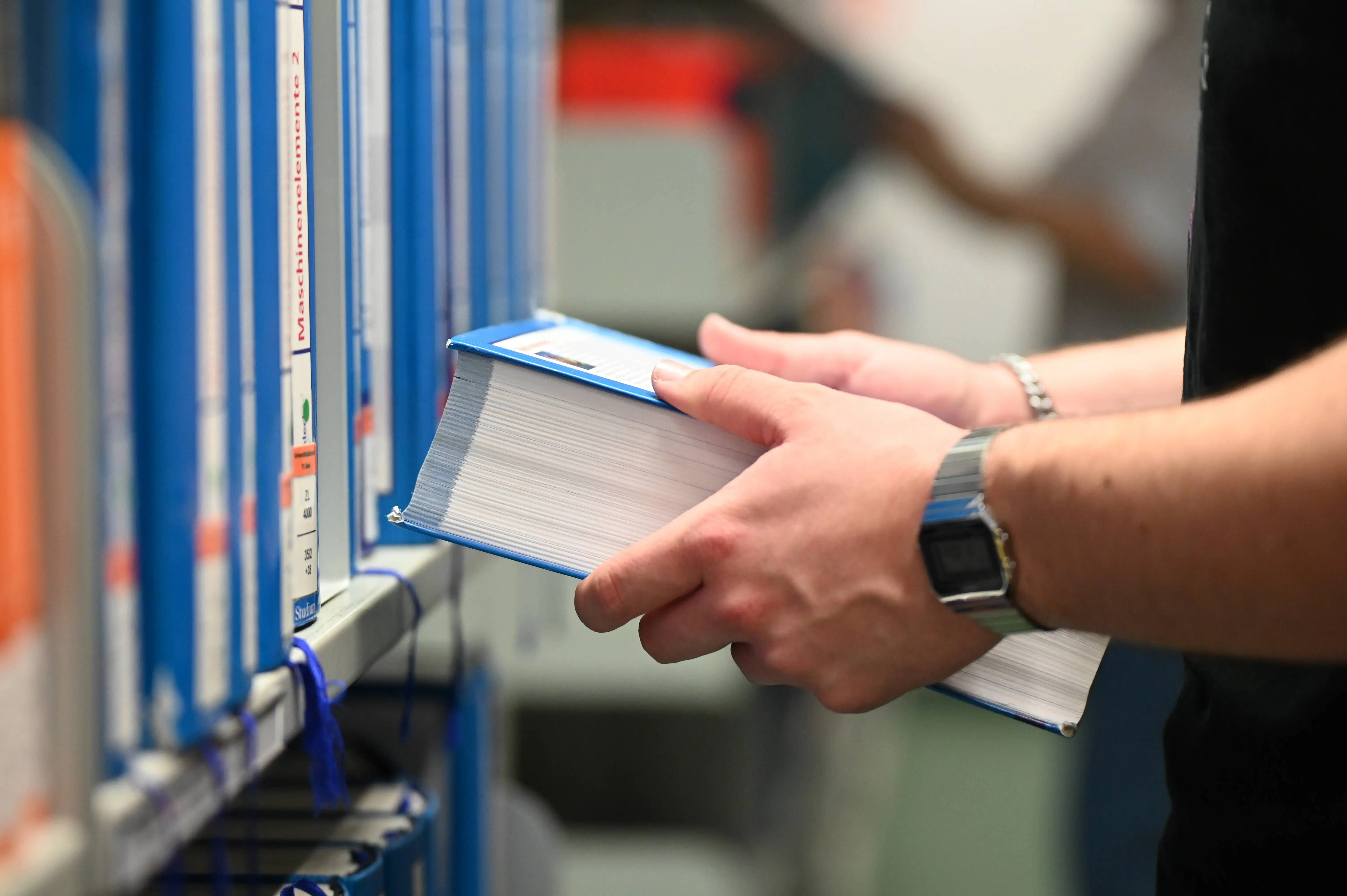 Nia Davenport has been creating headlines for her new book (Image via Getty)