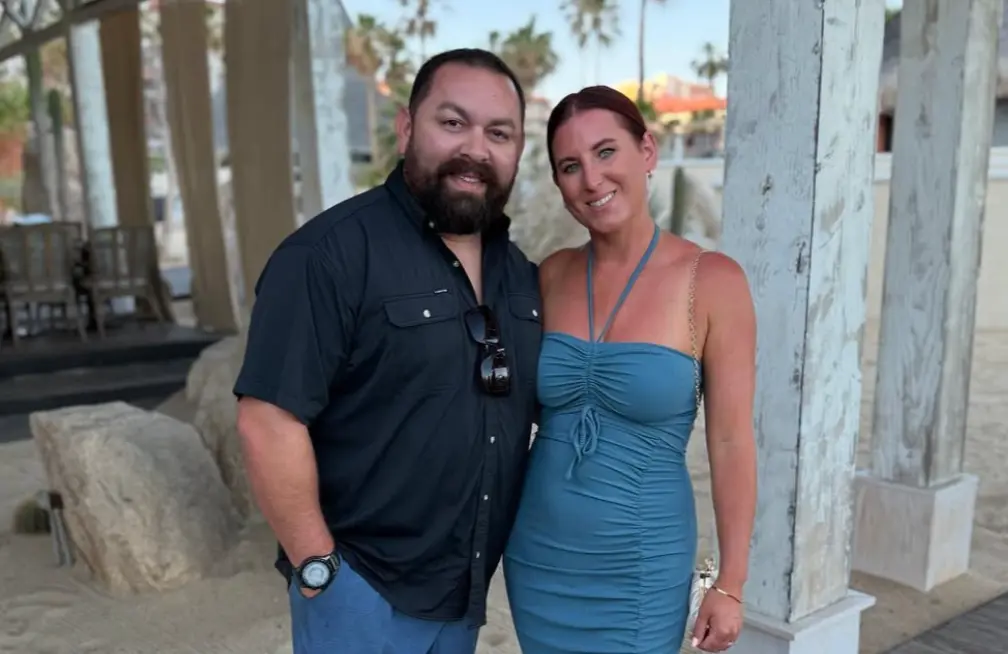 Michael Duarte [L], aka FoodWithBearHands, passed away on Saturday, November 8 (Image via Instagram/@jessicaleeduarte)