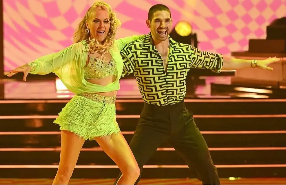 Elaine Hendrix with dancing partner Alan Bersten (Image via Instagram/@elaine4animals)