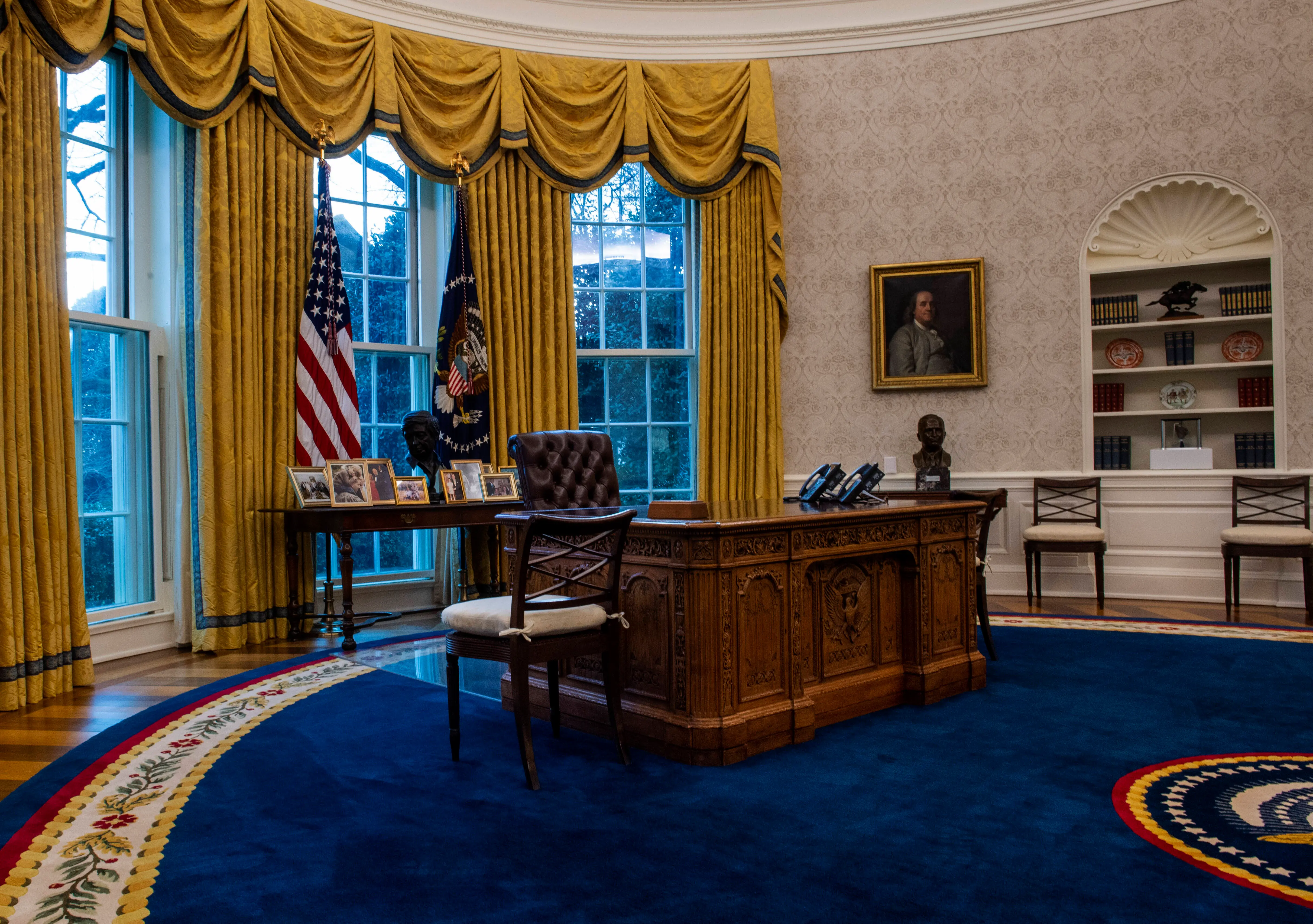 Donald Trump had once removed the Resolute Desk in February this year (Image via Getty)