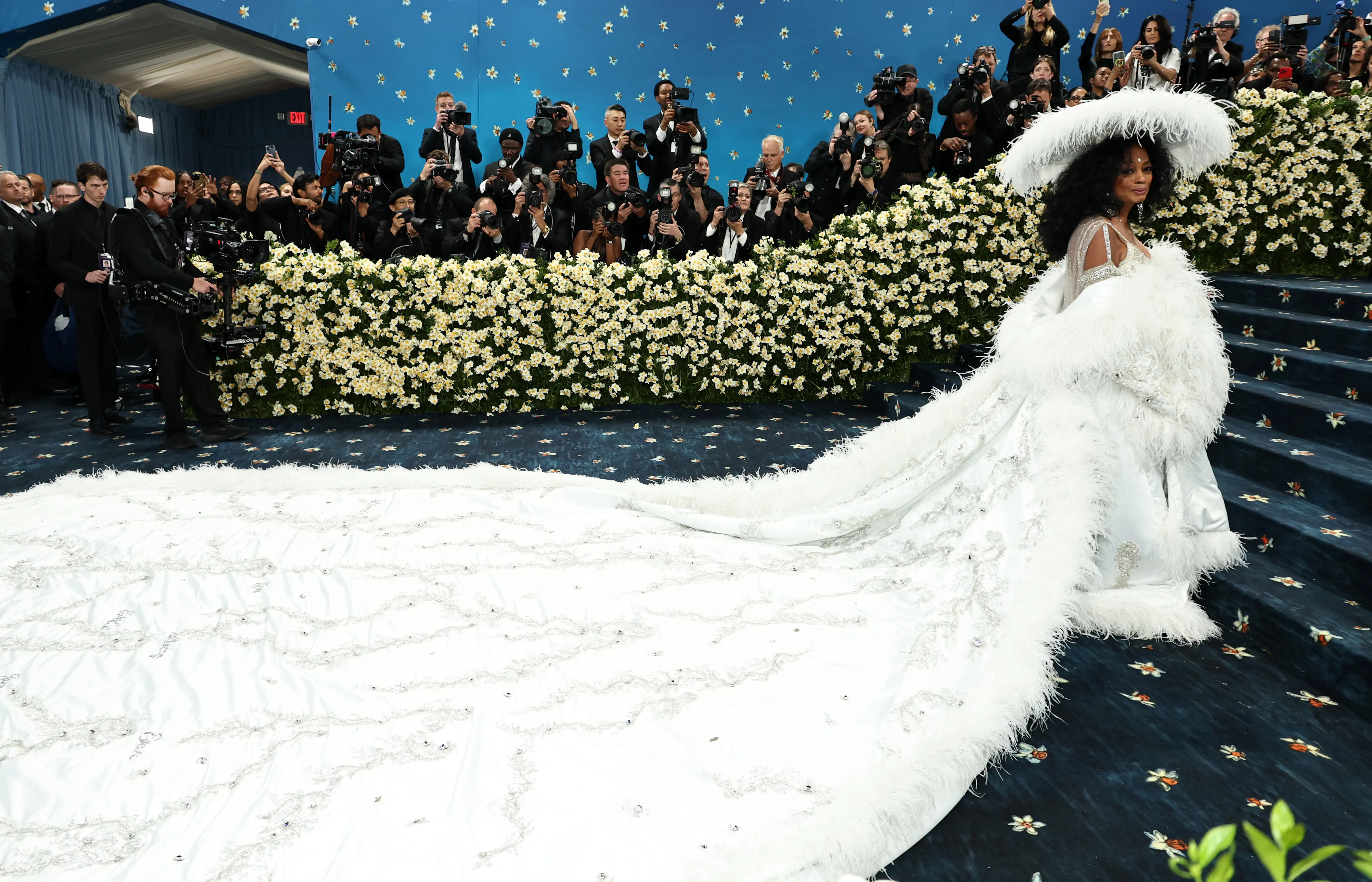 NEW YORK, NEW YORK - MAY 05: Diana Ross attends the 2025 Met Gala Celebrating "Superfine: Tailoring Black Style" at Metropolitan Museum of Art on May 05, 2025 in New York City.  (Photo by Jamie McCarthy/Getty Images)