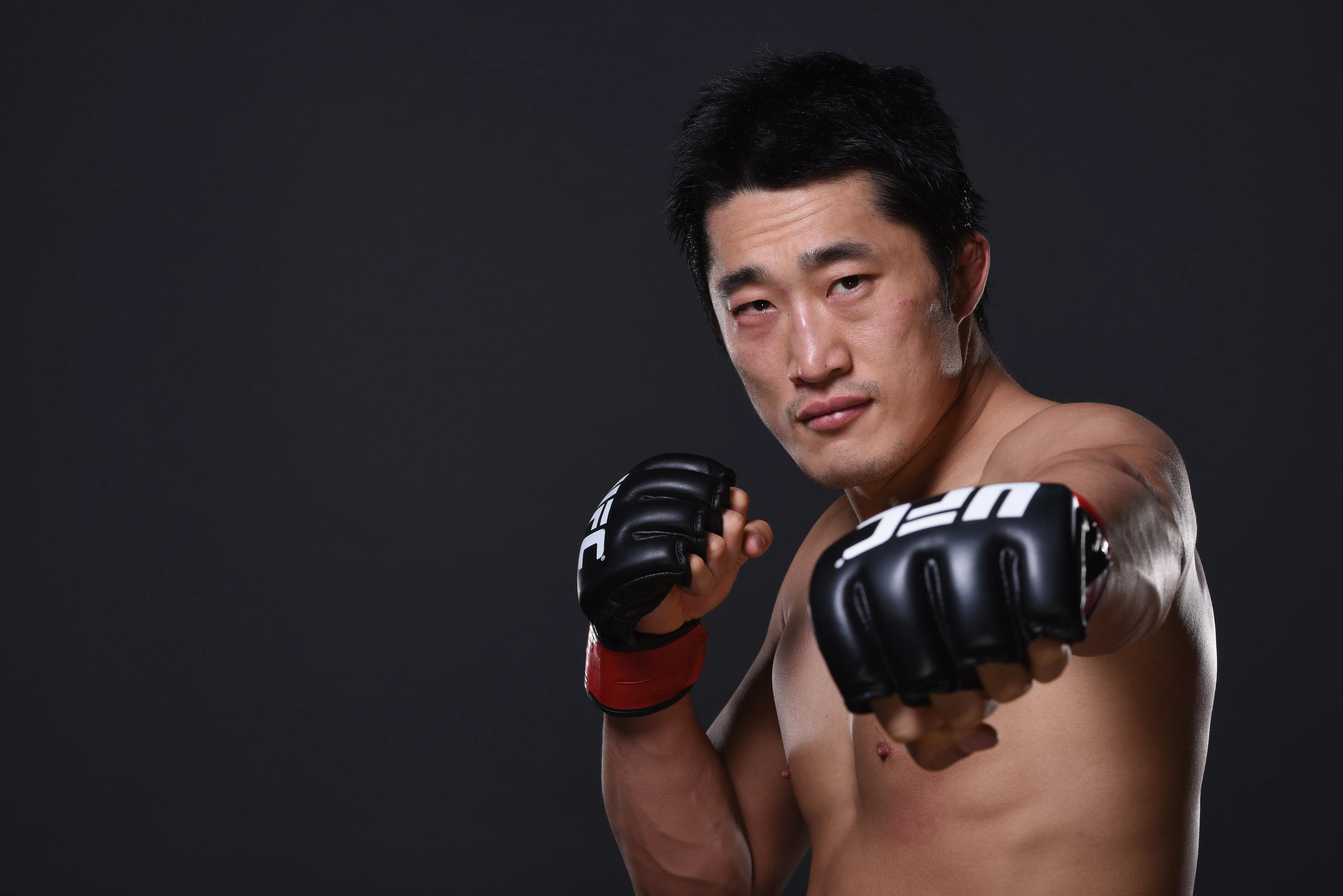 Kim Dong-hyun of Team Korea in Physical: Asia (Image via Getty)