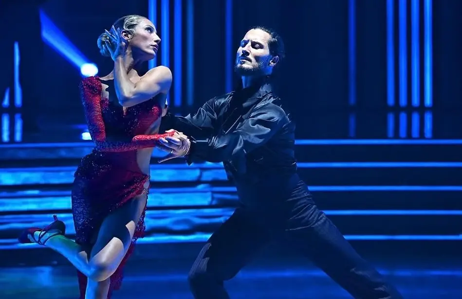 Dancing With the Stars (Image via Instagram/@dancingwiththestars)