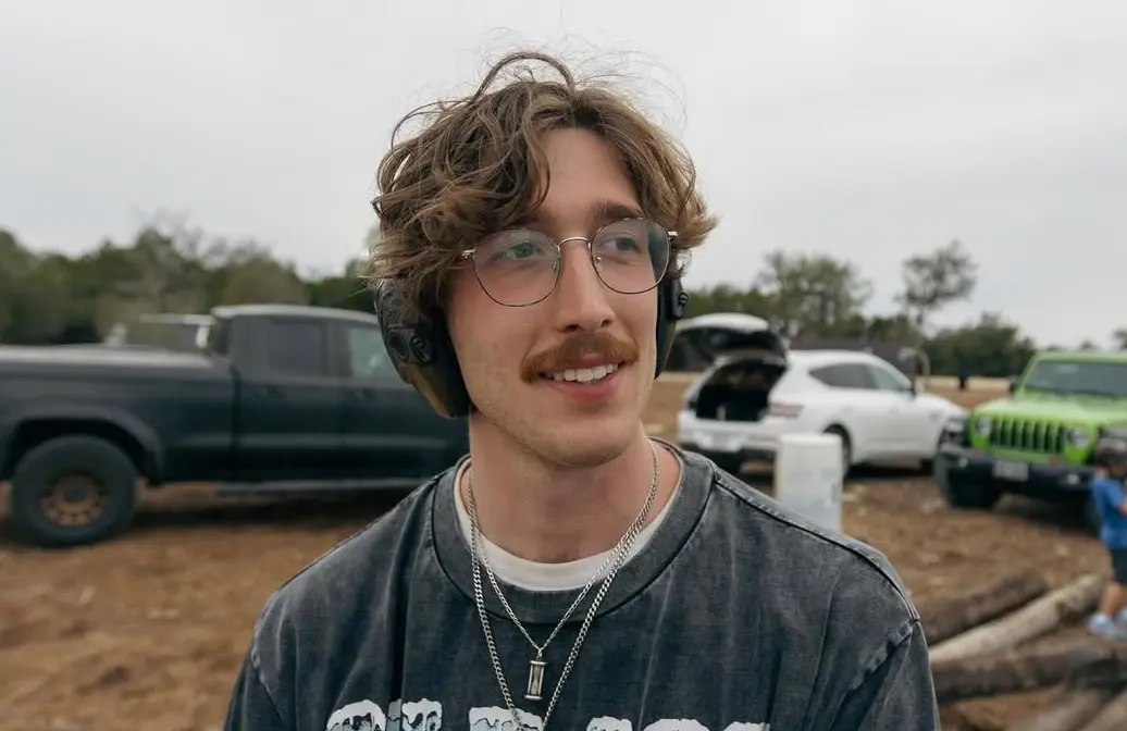 Brandon Buckingham posing for a picture (Image via Instagram/@brandon_buckingham)