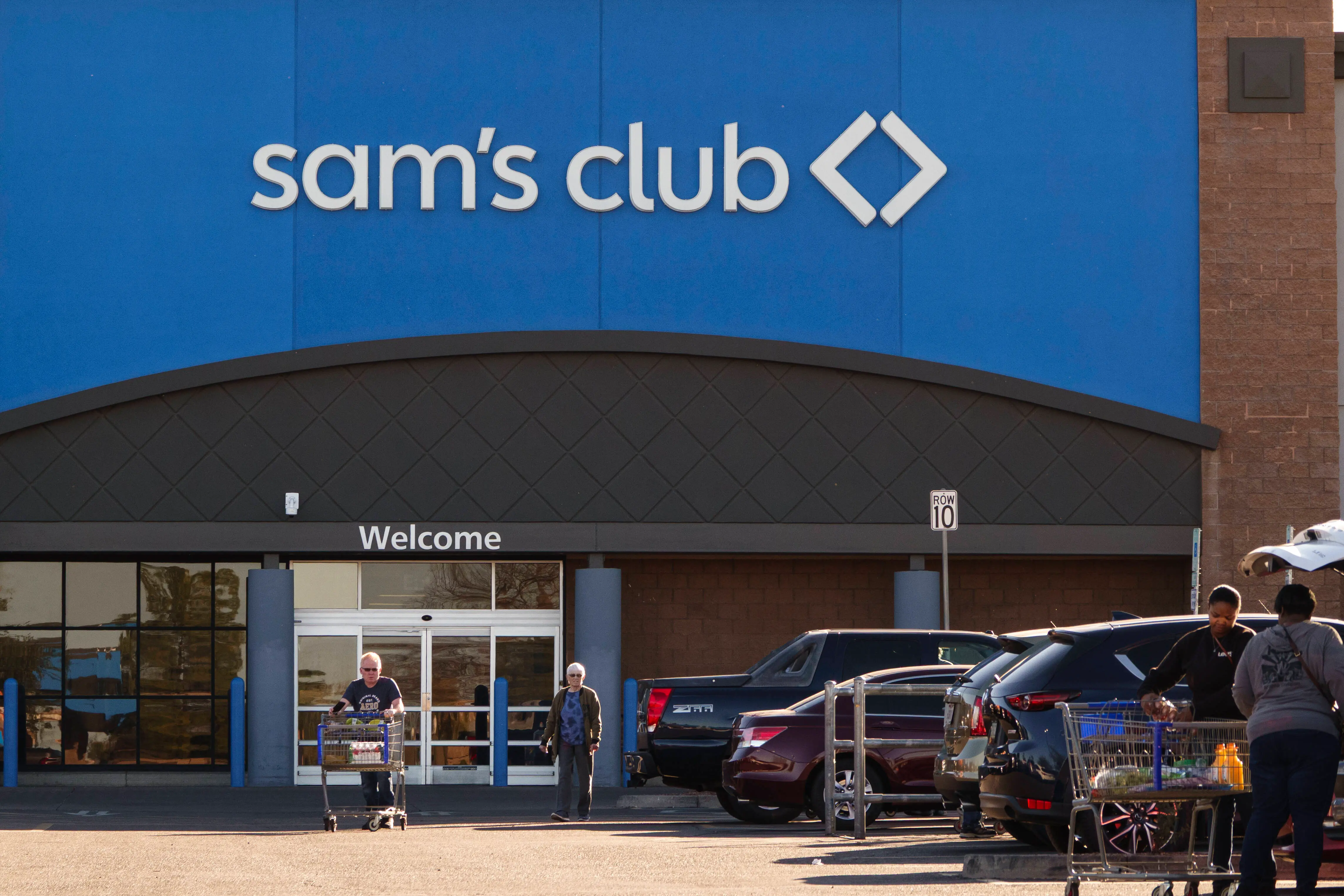 PEORIA, ARIZONA - FEBRUARY 22: A Sam's Club warehouse store on February 22, 2025 in Peoria, Arizona. (Photo by Kevin Carter/Getty Images)