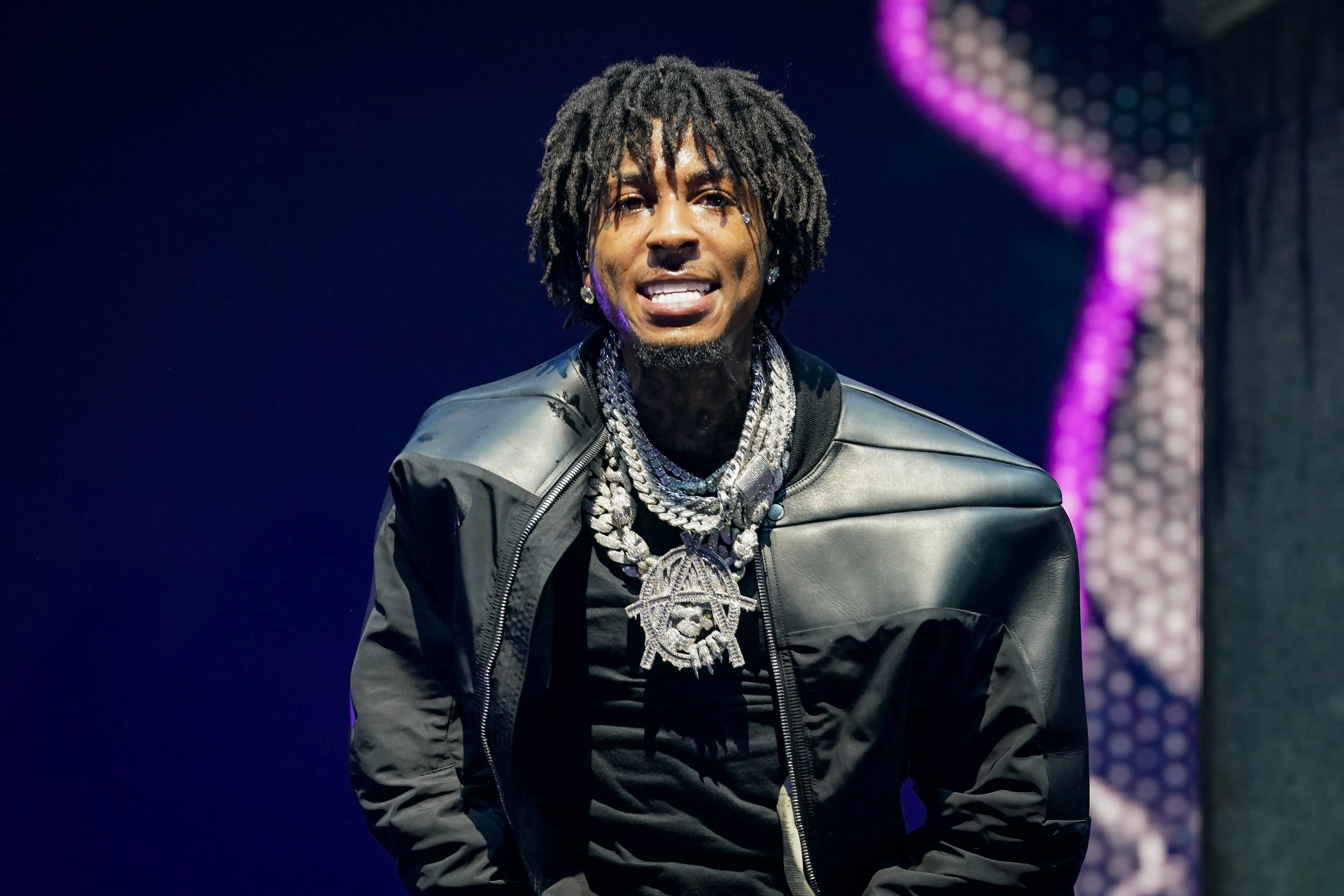 NBA YoungBoy concerns fans with cryptic Chris Benoit post. (Image by Julia Beverly/Getty Images)