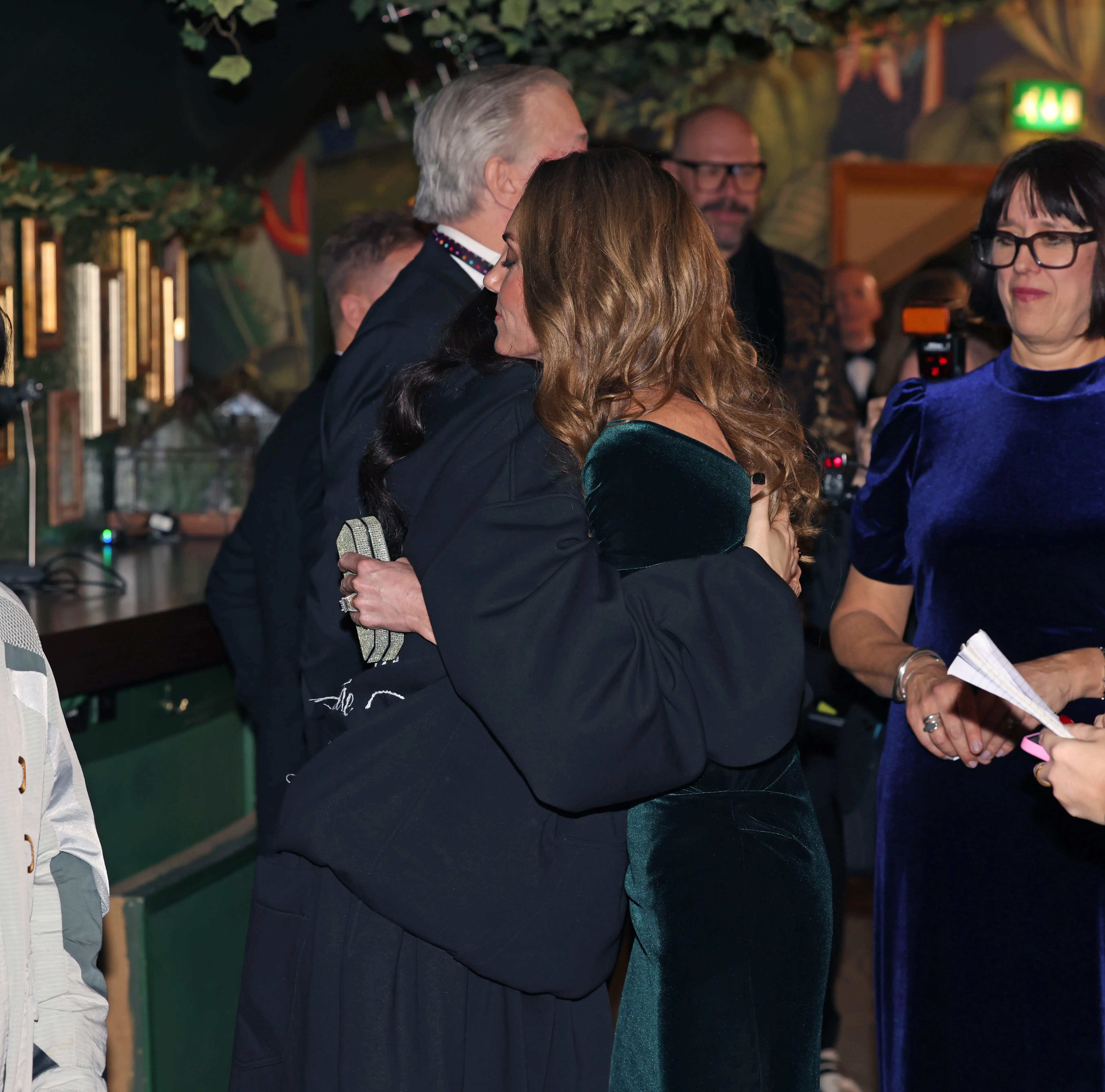 LONDON, ENGLAND - NOVEMBER 19: Catherine, Princess of Wales speaks with Jessie J as she meets a number of performers and representatives at the Royal Variety Performance at the Royal Albert Hall on November 19, 2025 in London, England. (Photo by Jonathan Buckmaster-WPA Pool/Getty Images)