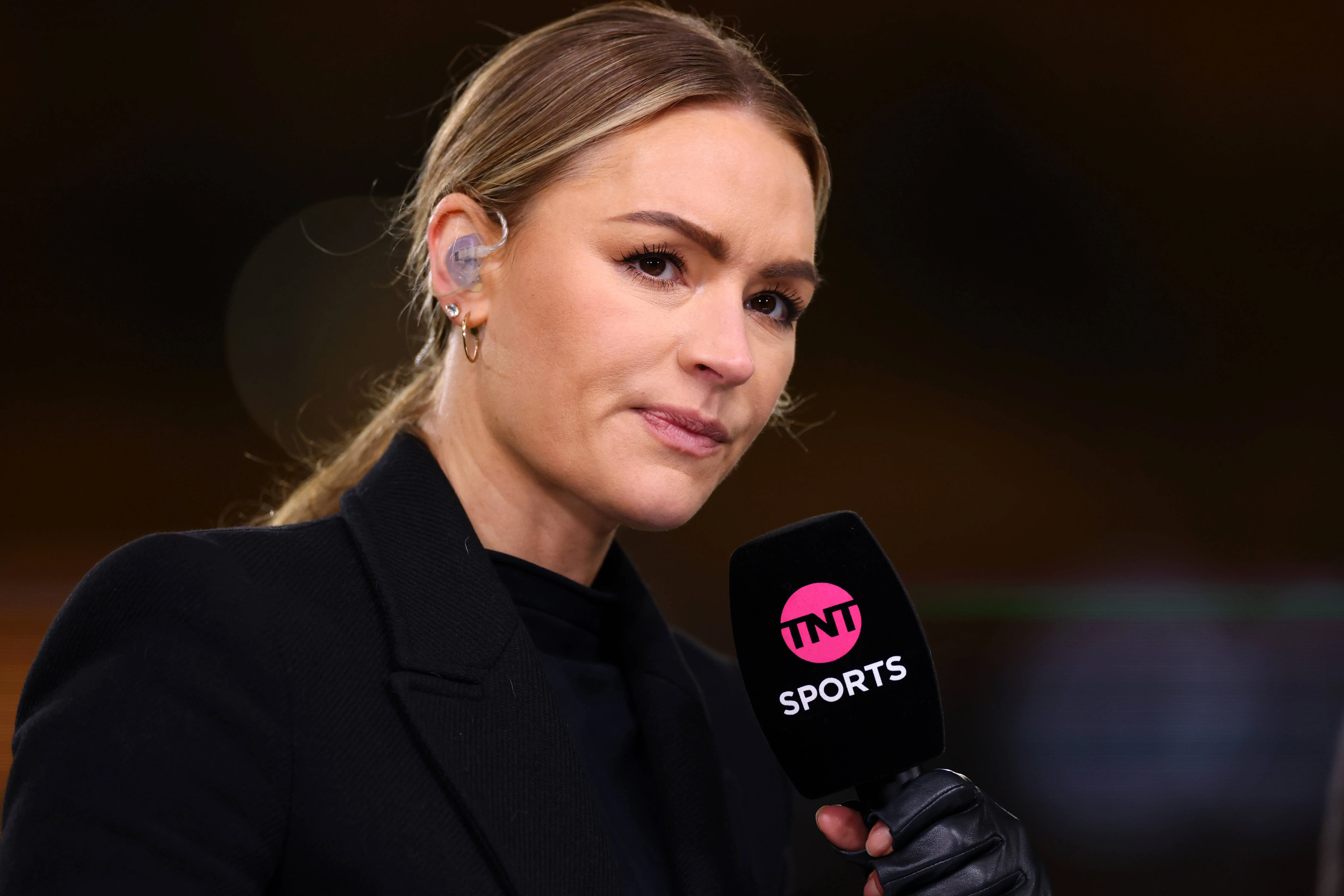 WOLVERHAMPTON, ENGLAND - FEBRUARY 01:  TNT Sports presenter Laura Woods  prior to the Premier League match between Wolverhampton Wanderers and Manchester United at Molineux on February 1, 2024 in Wolverhampton, England. (Photo by Marc Atkins/Getty Images)