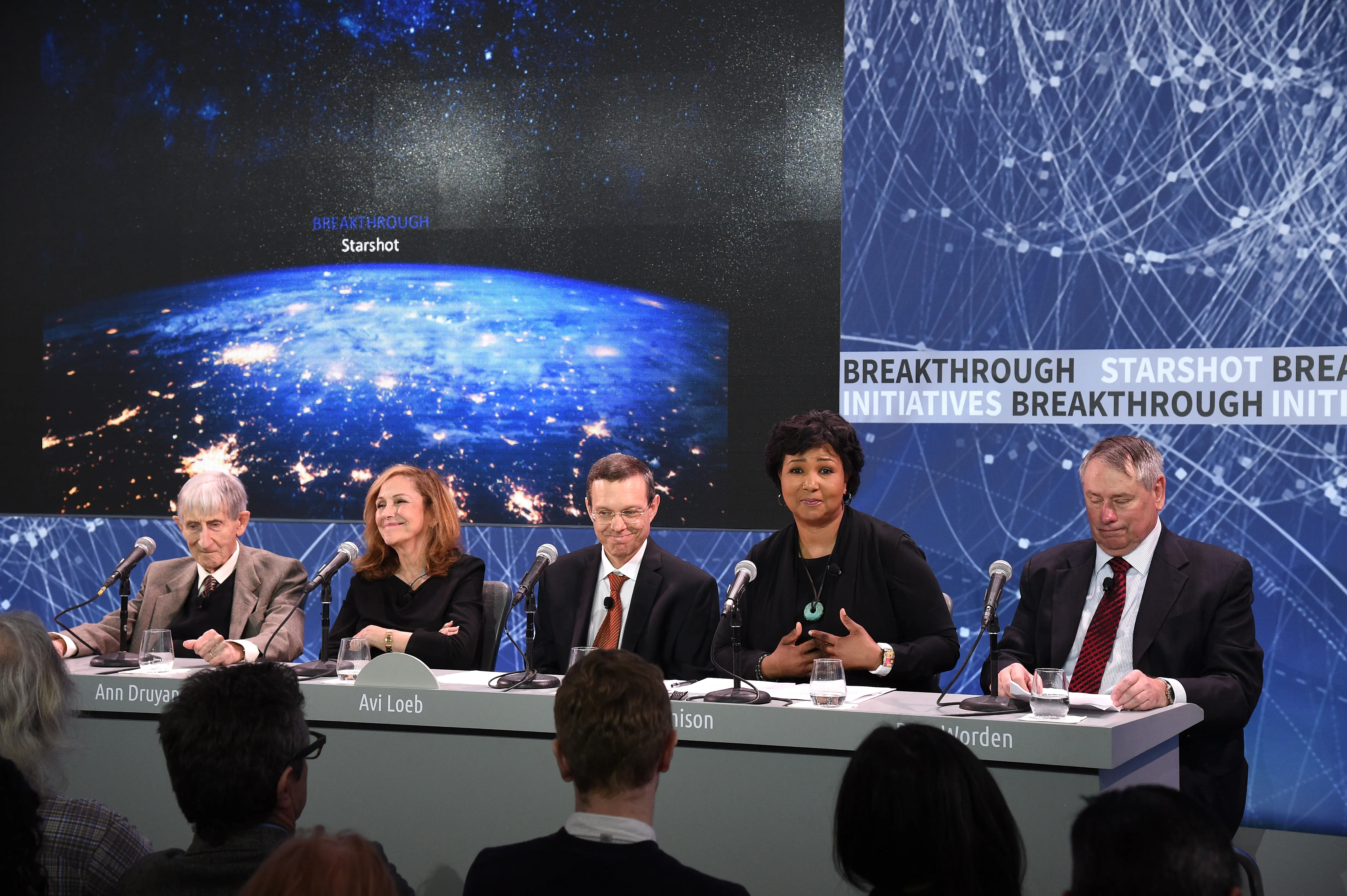 NEW YORK, NEW YORK - APRIL 12:  (L-R) Freeman Dyson, Emeritus Professor, Princeton Institute for Advanced Study; Ann Druyan, Producer, Co-Founder and CEO of Cosmos Studios; Avi Loeb, Frank B. Baird, Jr. Professor of Science at Harvard University; Mae Jamison, Nasa Astronaut, Principal 100 Year Starship Foundation; and Peter Worden, Chairman, Breaktrough Prize Foundation, Former NASA Director attend the panel as Yuri Milner And Stephen Hawking host press conference to announce Breakthrough Starshot, a new space exploration initiative, at One World Observatory on April 12, 2016 in New York City.  (Photo by Bryan Bedder/Getty Images for Breakthrough Prize Foundation)