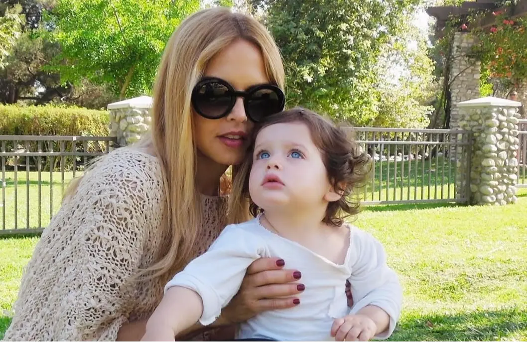 Rachel Zoe (Image via Instagram/@rachelzoe)