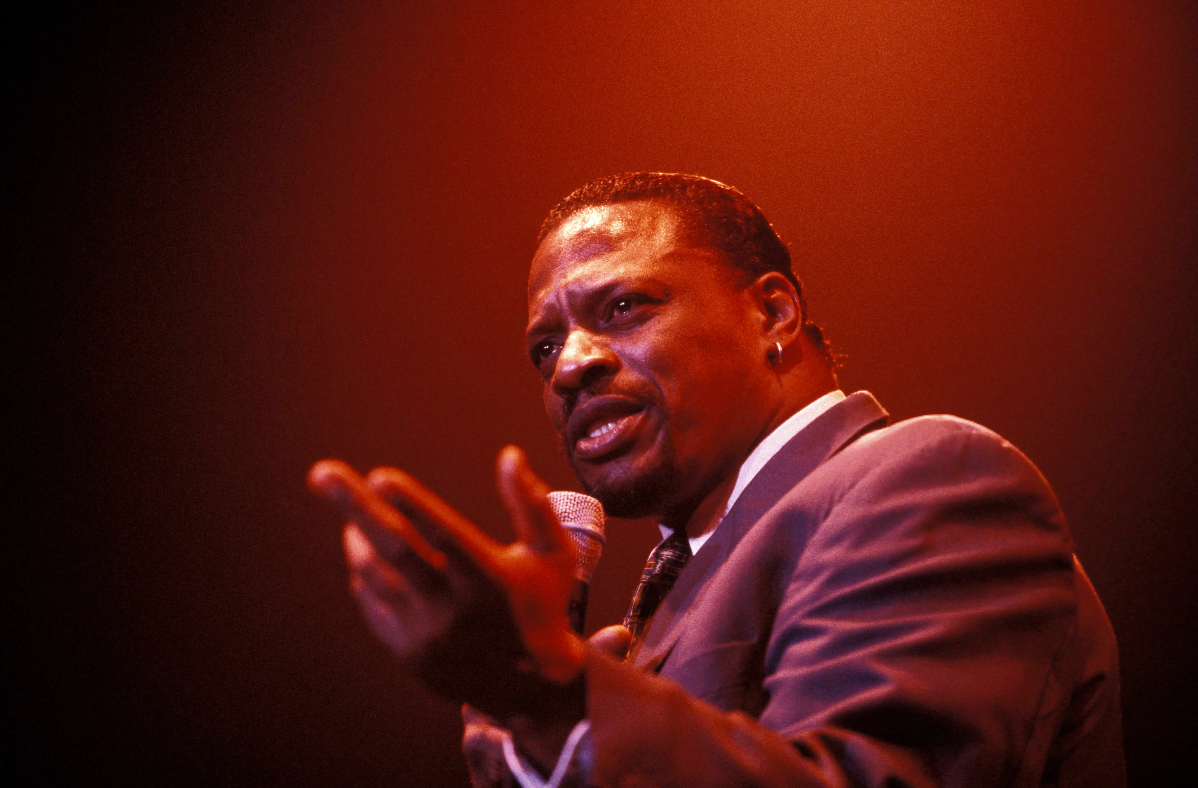 UNITED KINGDOM - JANUARY 01:  WEMBLEY ARENA  Photo of Alexander O'NEAL  (Photo by Sal Idriss/Redferns)
