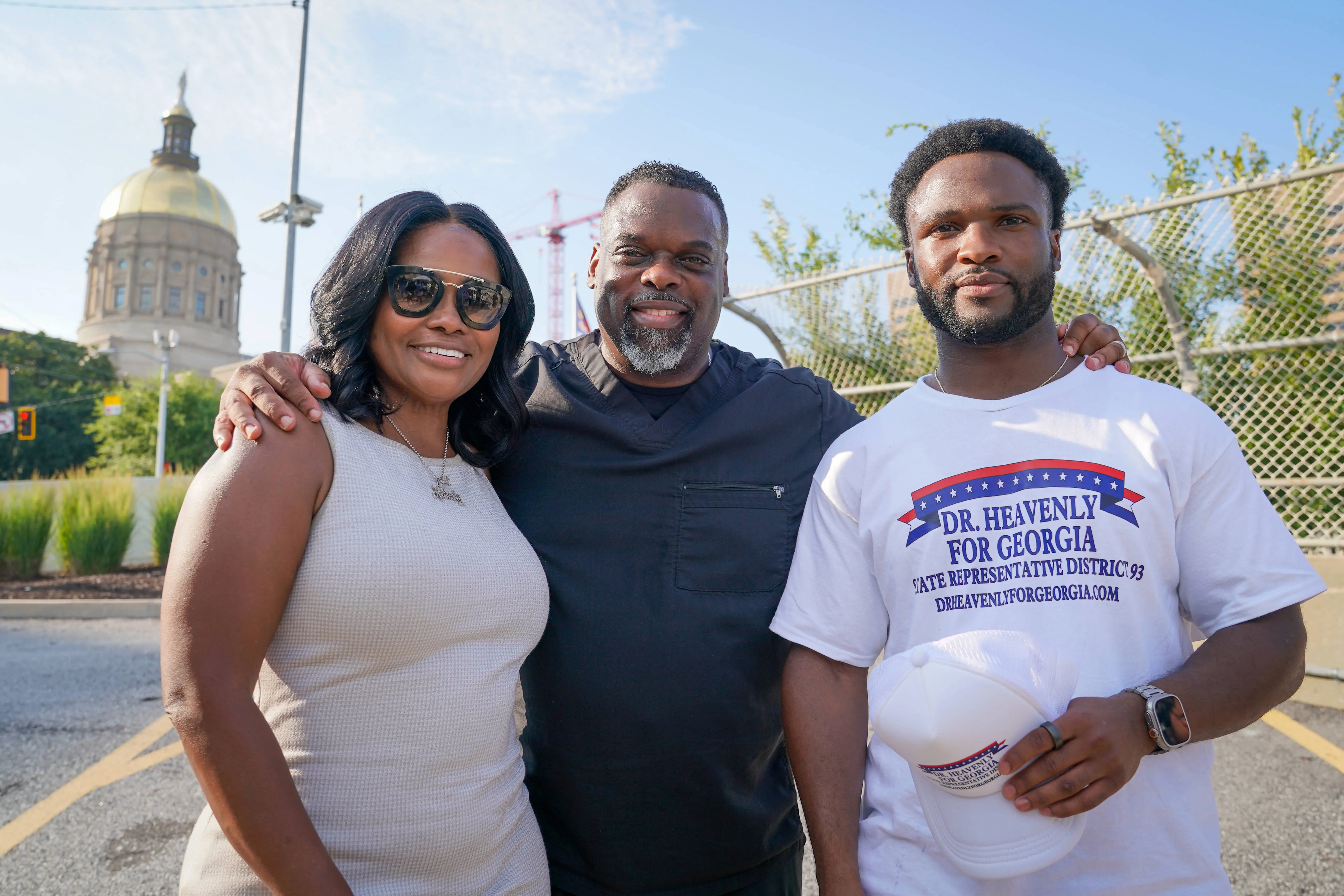 Dr. Heavenly Kimes, Dr. Damon Kimes, and Zachary Kimes (Image Via Getty)