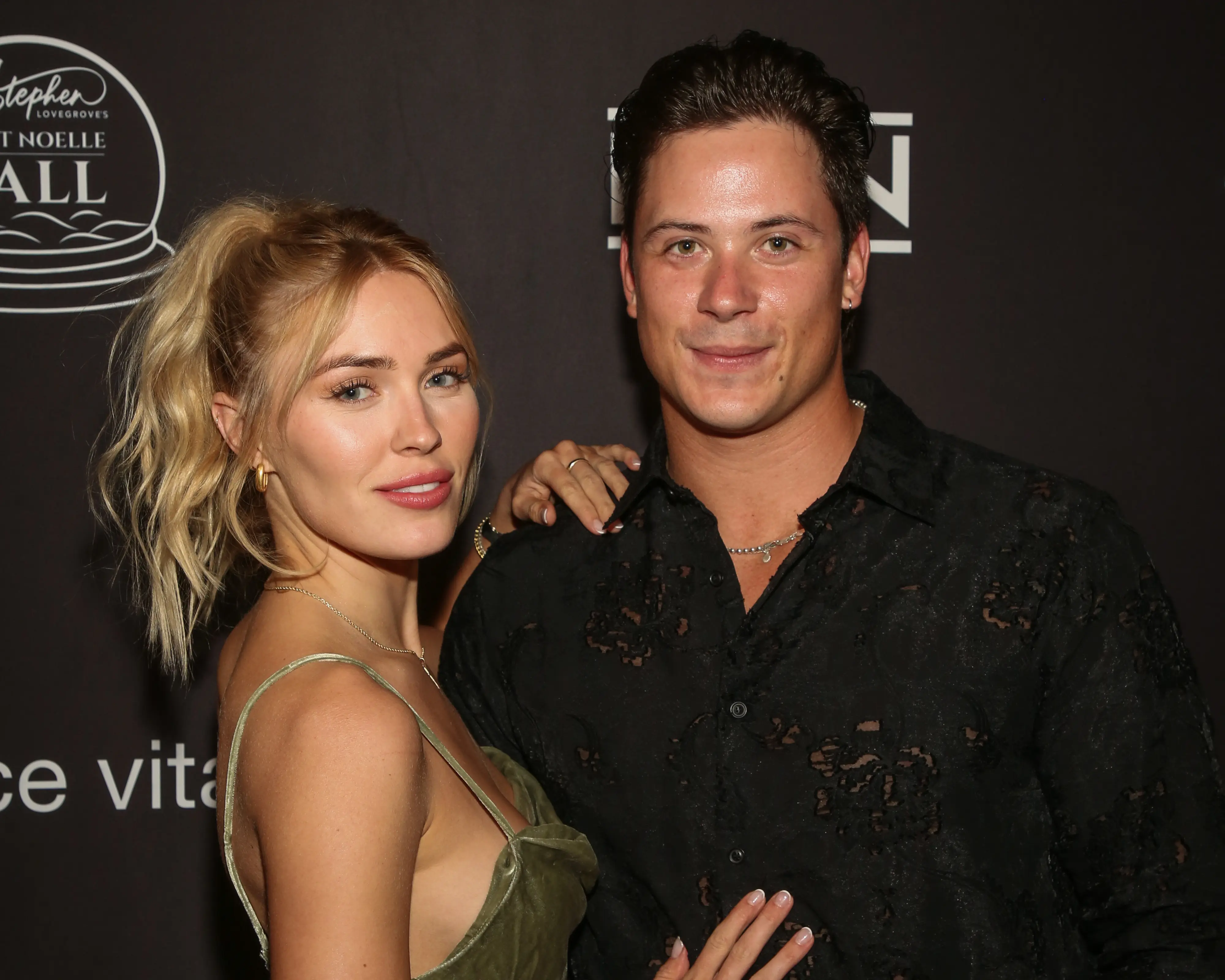 LOS ANGELES, CALIFORNIA - DECEMBER 08: Reality TV Personality Cassie Randolph (L) and Brighton Reinhardt (R) attend Stephen Lovegrove's First Noelle Ball 2022 at The Mayan on December 08, 2022 in Los Angeles, California. (Photo by Paul Archuleta/Getty Images)