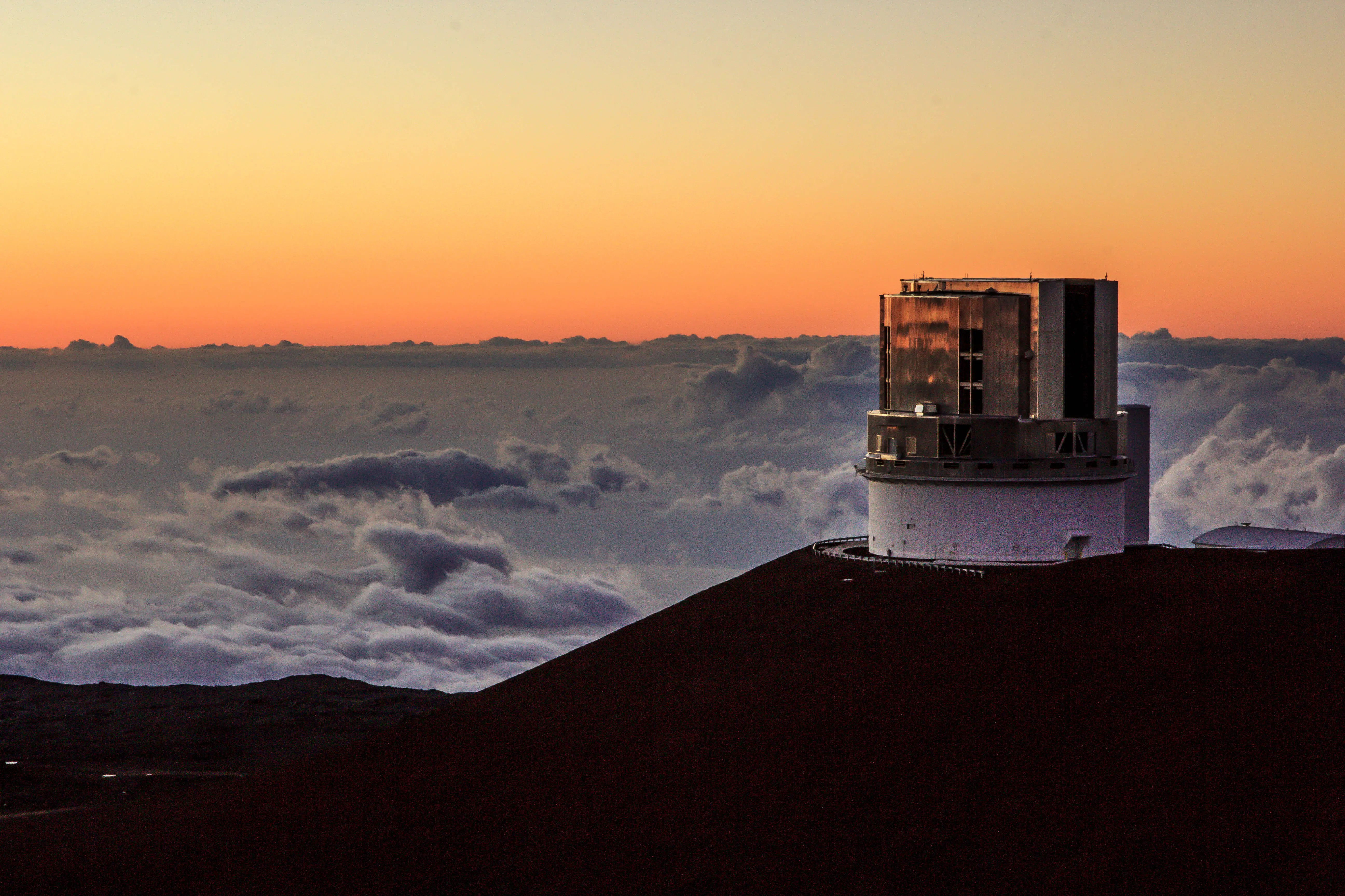 Subaru Optical IR Telescope Located on the Summit at the Mauna Kea Observatories on the Big Island of Hawaii (Image via Getty)