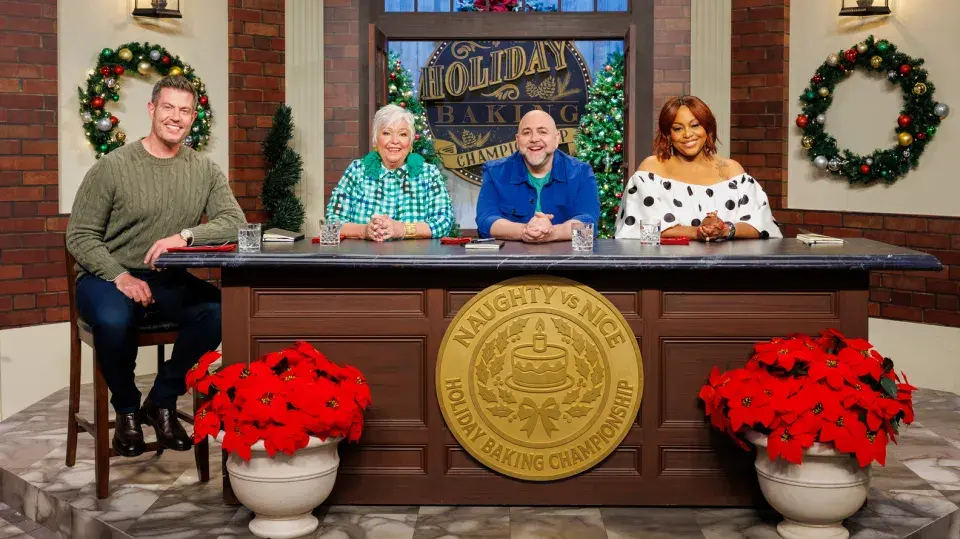 Holiday Baking Championship season 12 (Image via Food Network)