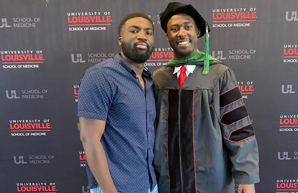 Dr Ephraim Otieno (R) with his brother (Image via Instagram/@otieno35)