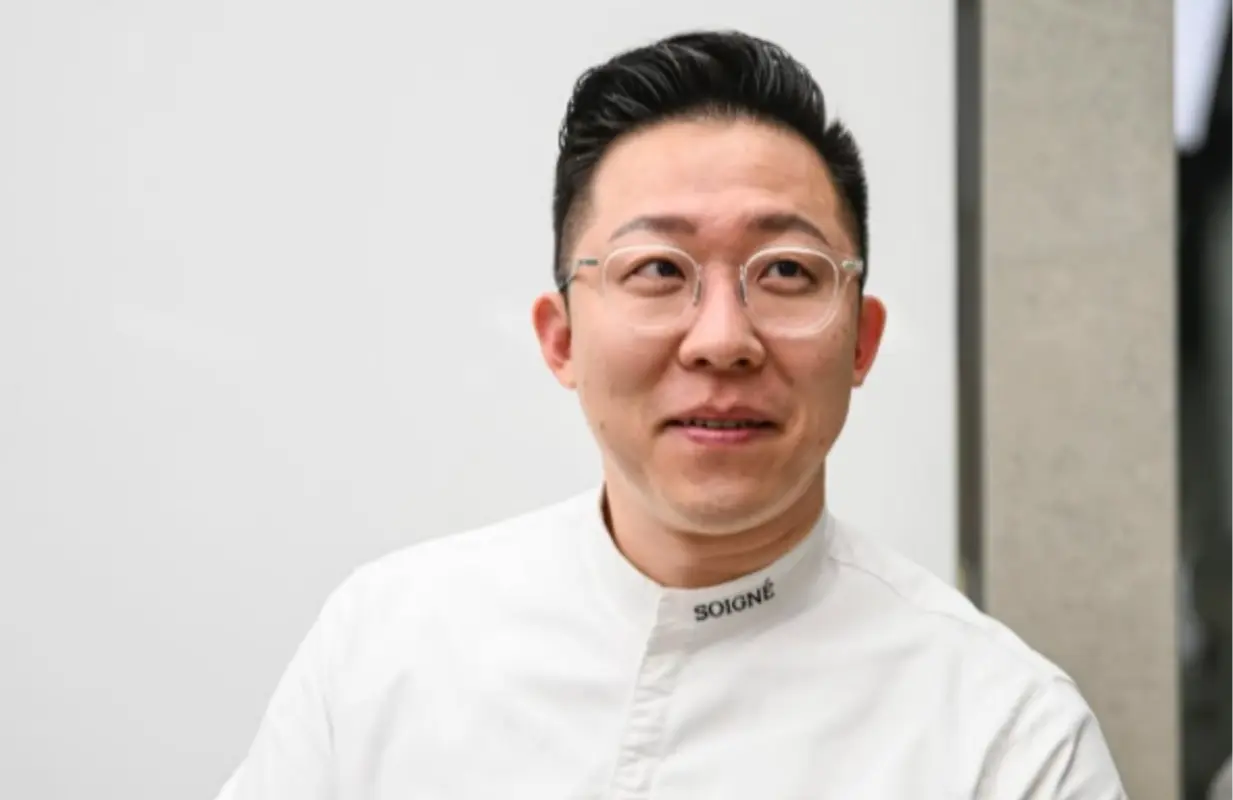 Chef Jun Lee of Culinary Class Wars season 2 (Image via Instagram/@soignejunlee)