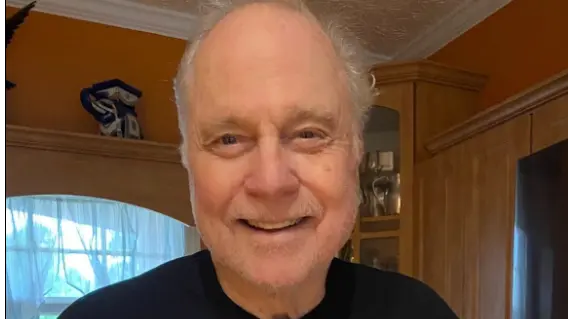 Gil Gerard (Image via Facebook/@GilGerard)