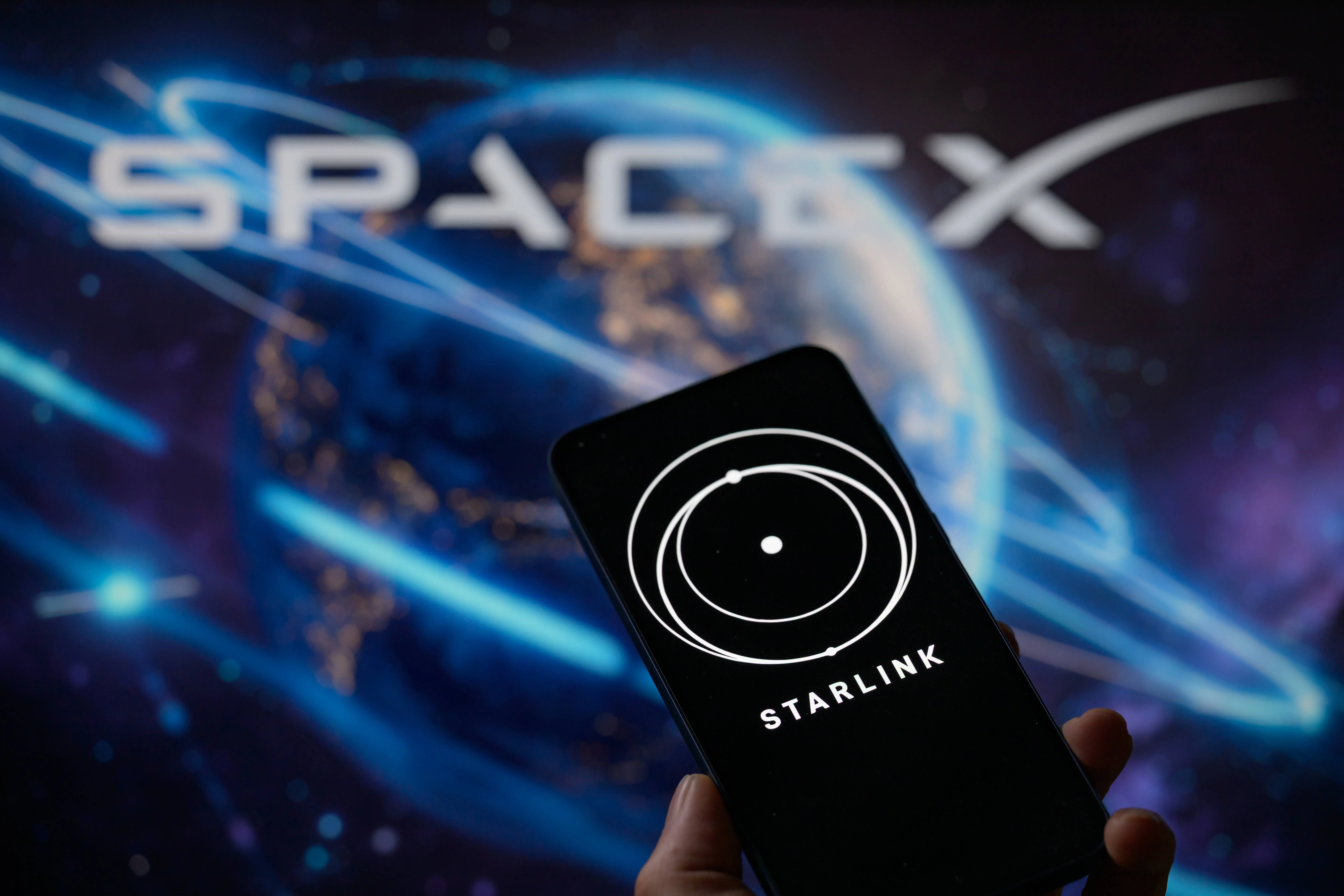 Starlink (Image via Getty)