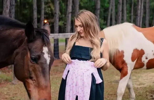 Southern Charm alum Eliza Limehouse (Image via Instagram/@elizadevereauxlimehouse)