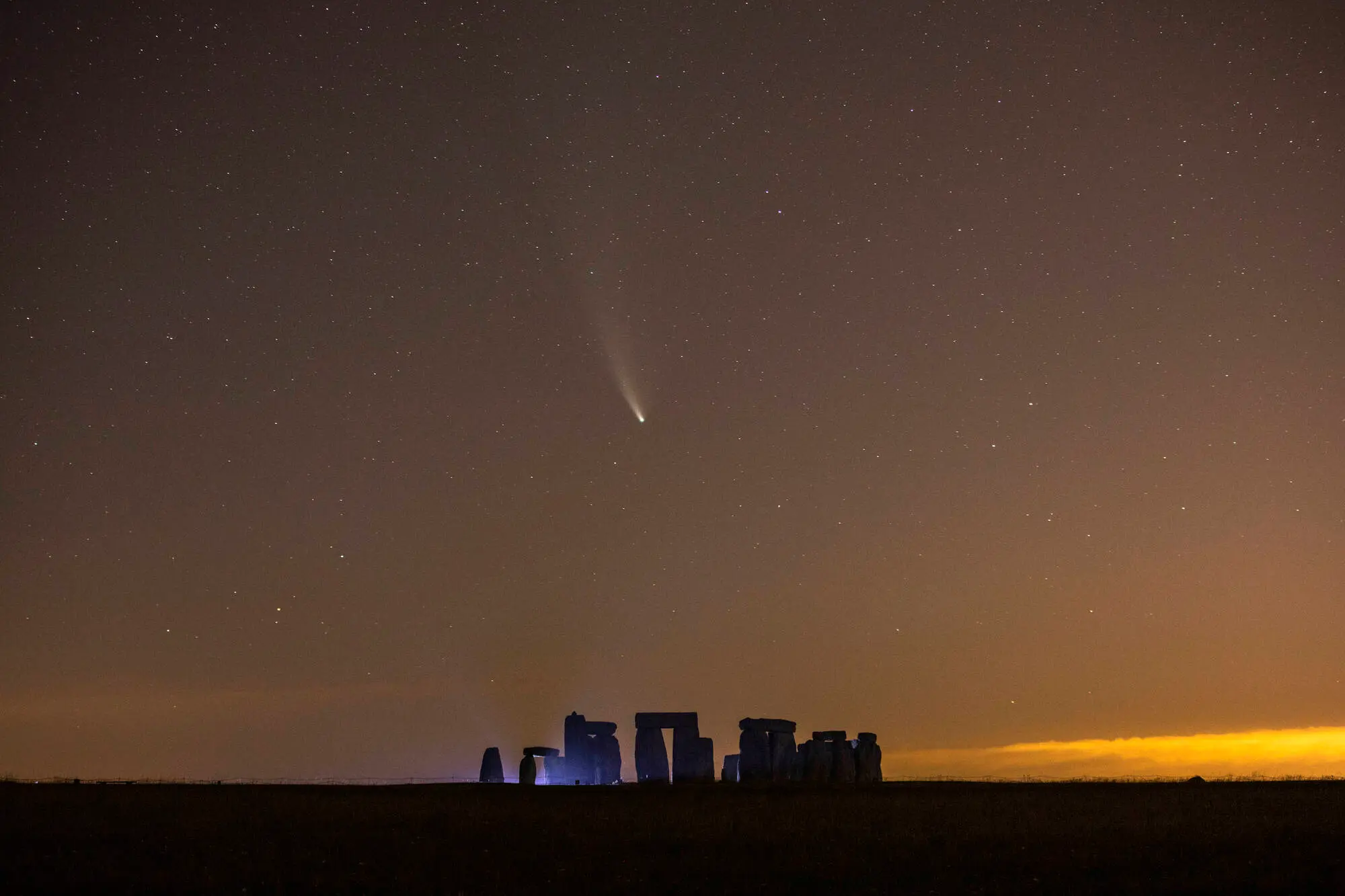 Comet NEOWISE passes over Stonehenge (Photo for reference, Image via Getty)