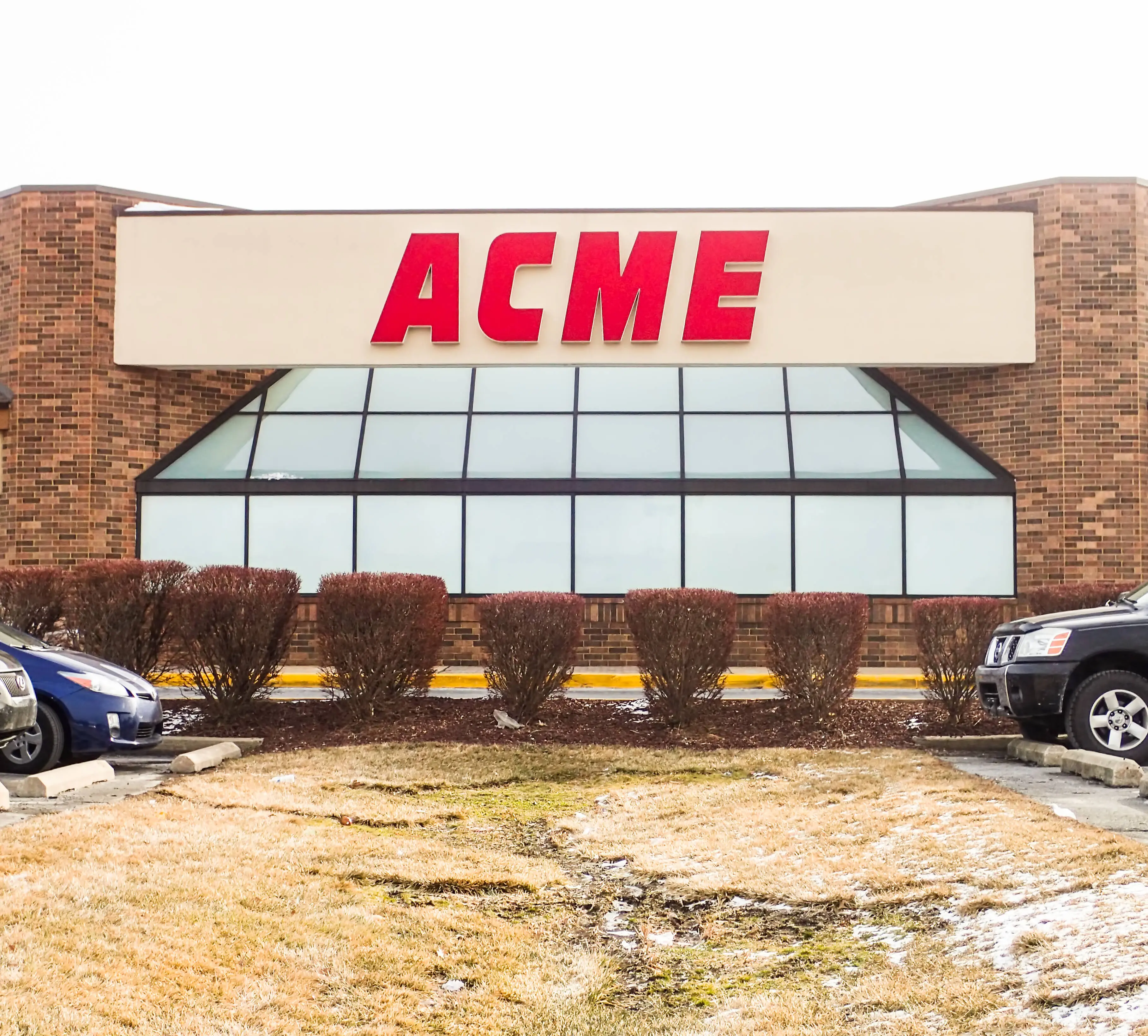Are Acme stores open on Christmas 2025?