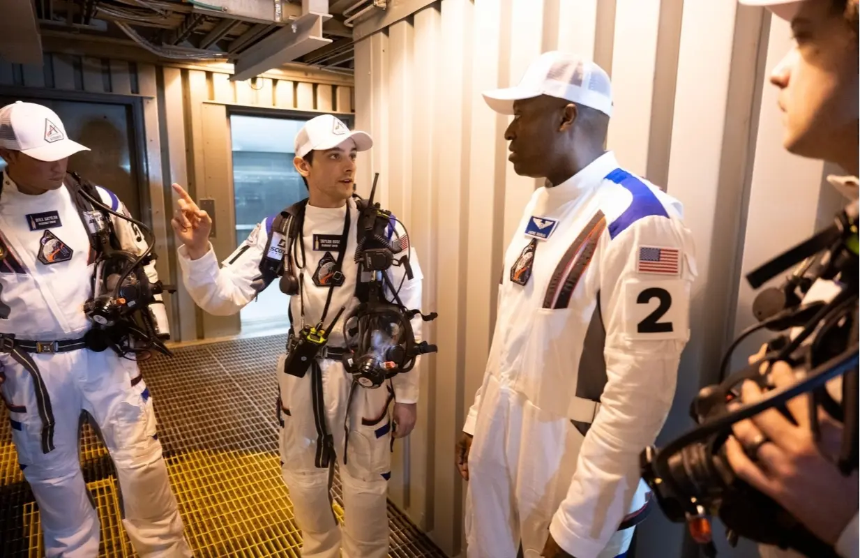 NASA's Closeout Crew (Image via NASA)