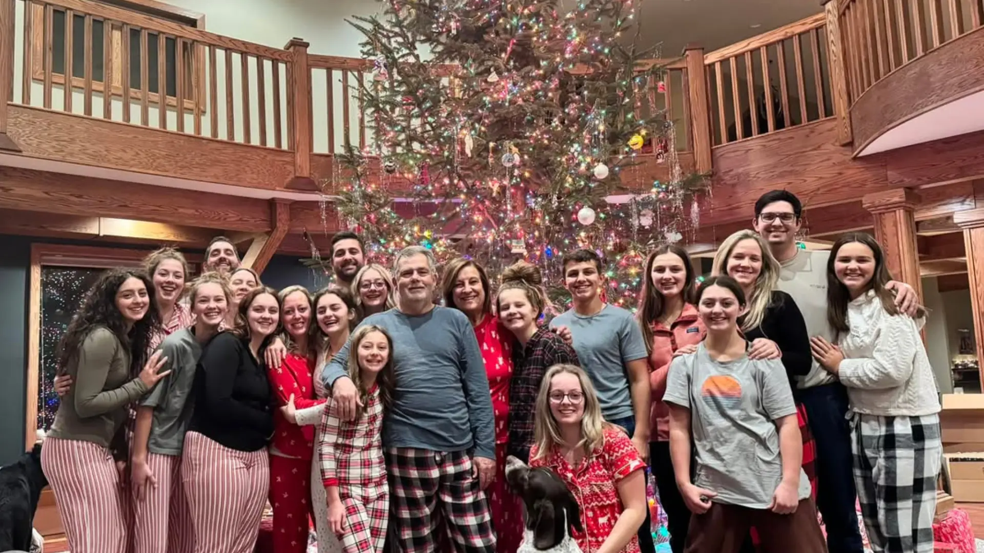 Putman family (Image Via Instagram/@growingupputman)