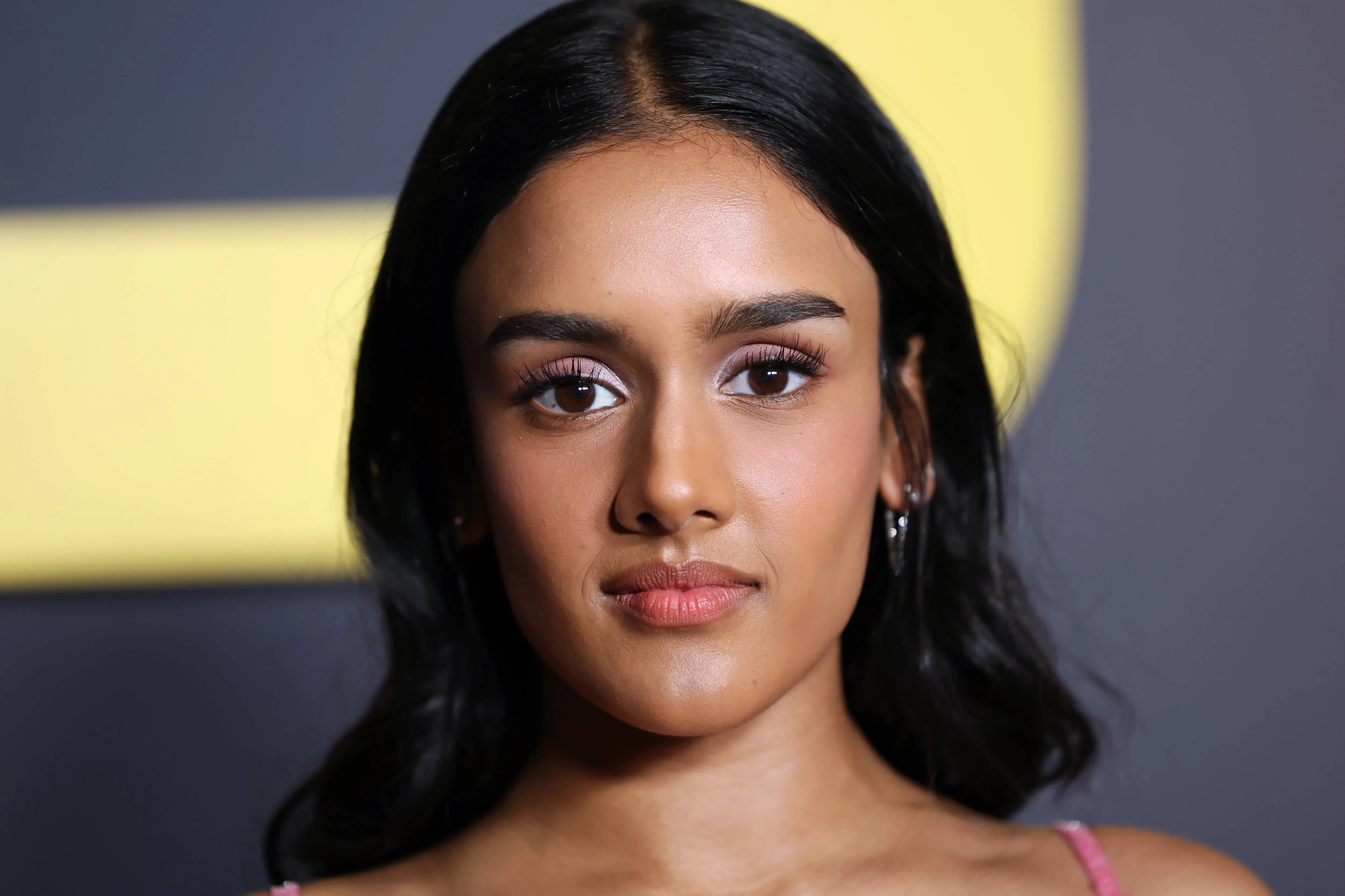 The Pitt s Shabana Azeez Opens Up About Victoria Javadi Gen Z 
