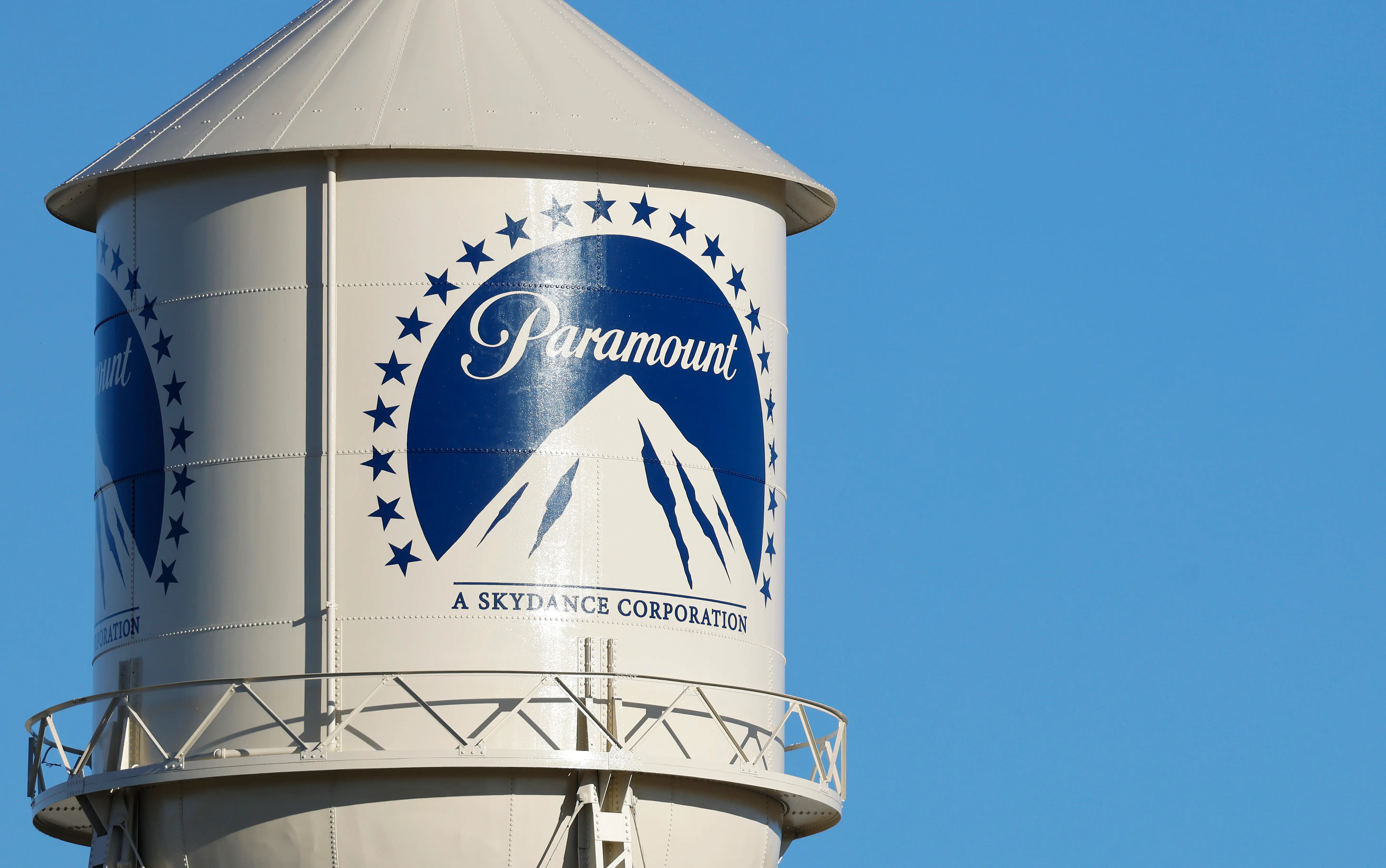 Paramount makes $31/share bid as Warner Bros hints at better proposal ...