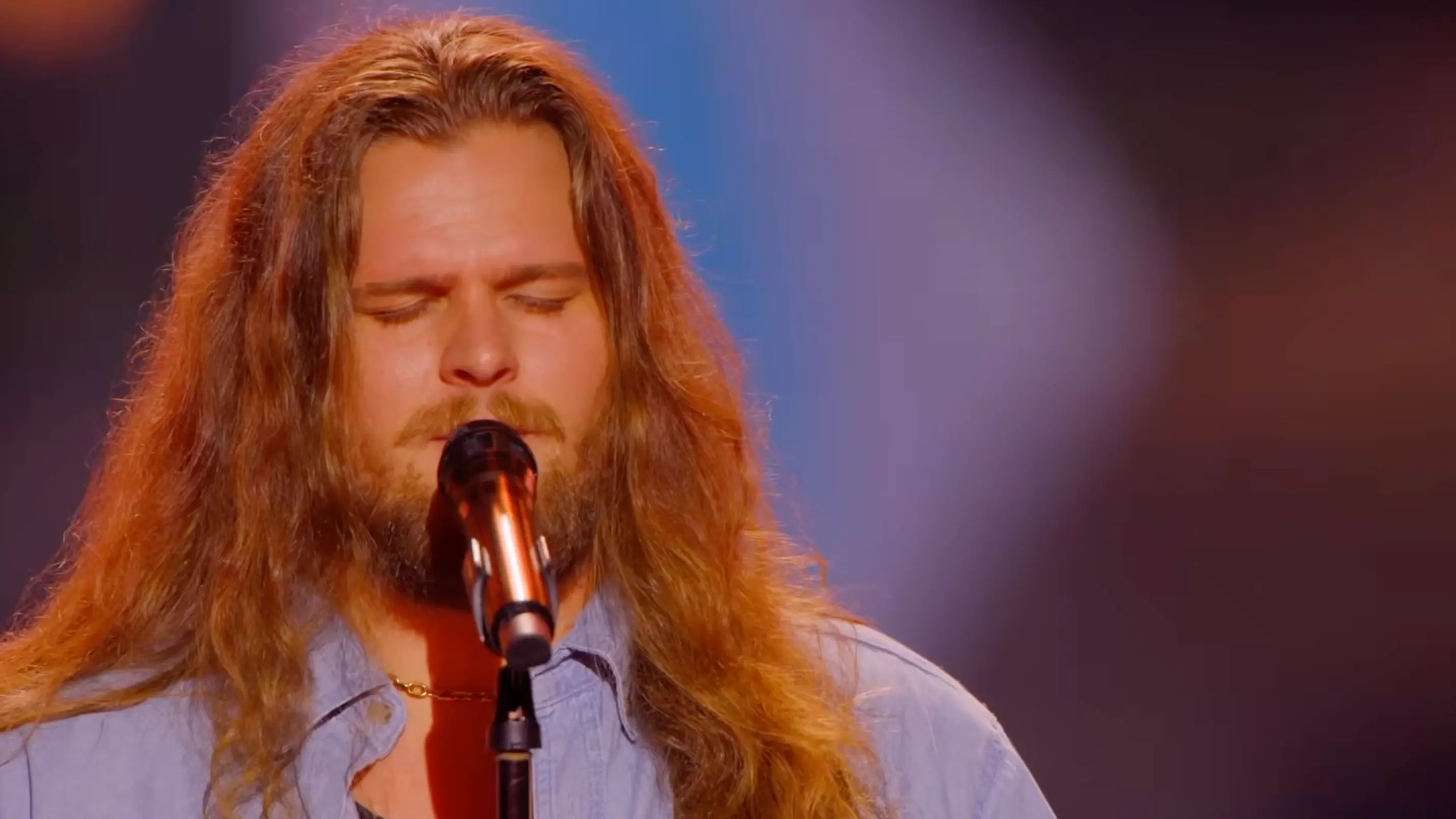 Minnesota singer Chris Tungseth leans into his image with a powerful “Apologize” performance, letting his hair down on American Idol - PRIMETIMER