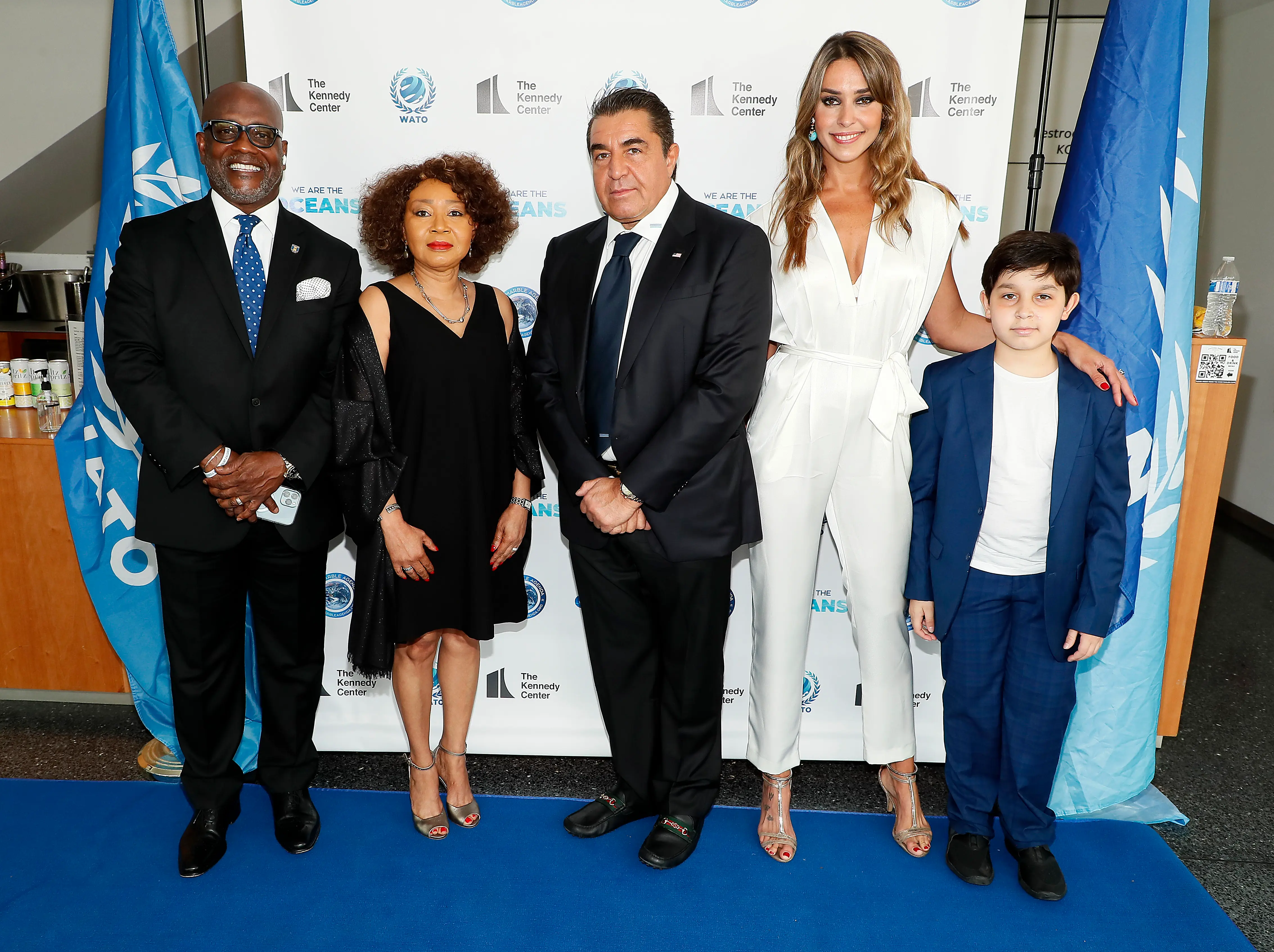Who is Amanda Ungaro? Brazilian model issues threatening tweets against ...