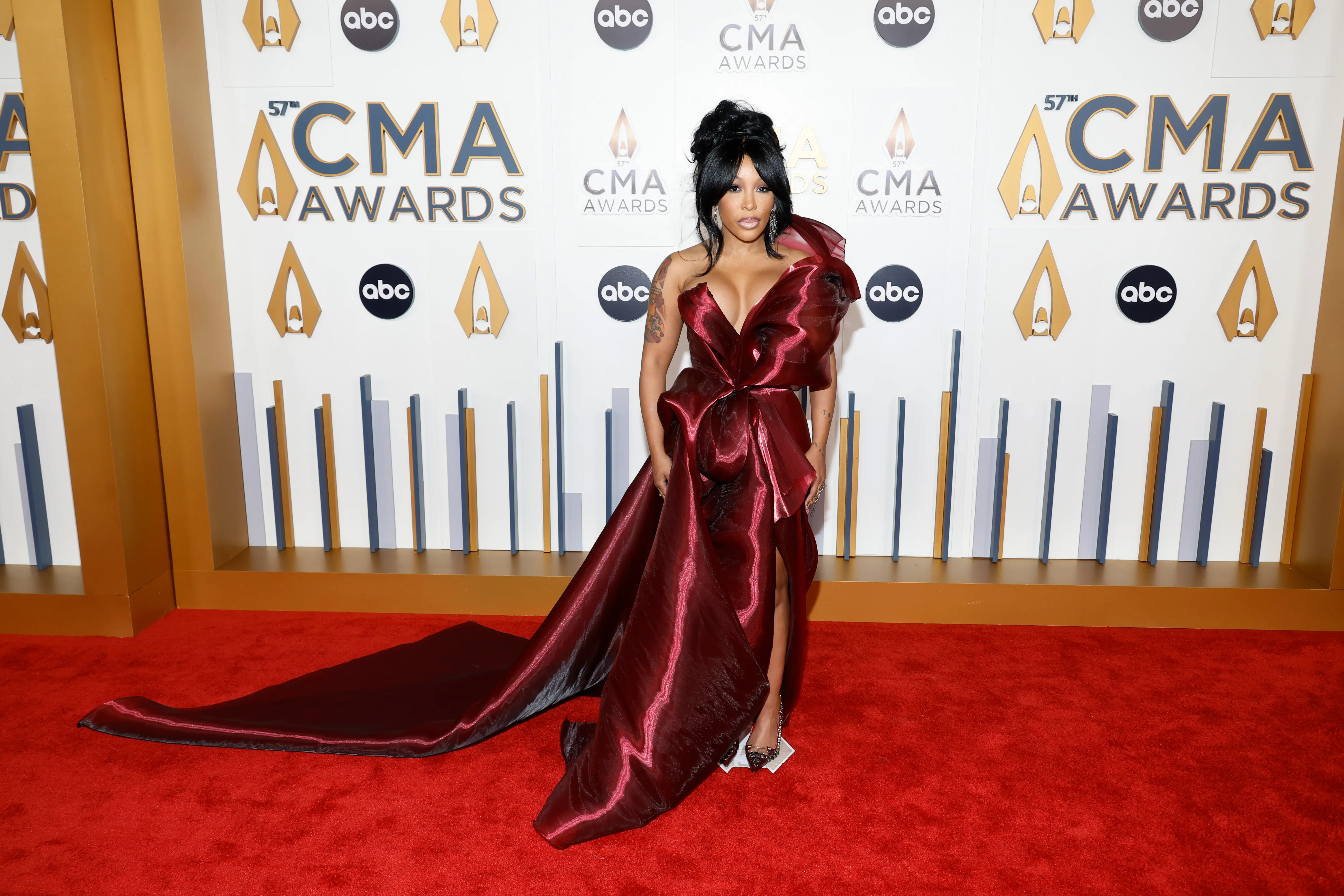 k michelle red dress Red hot or ice cold Nothing in between