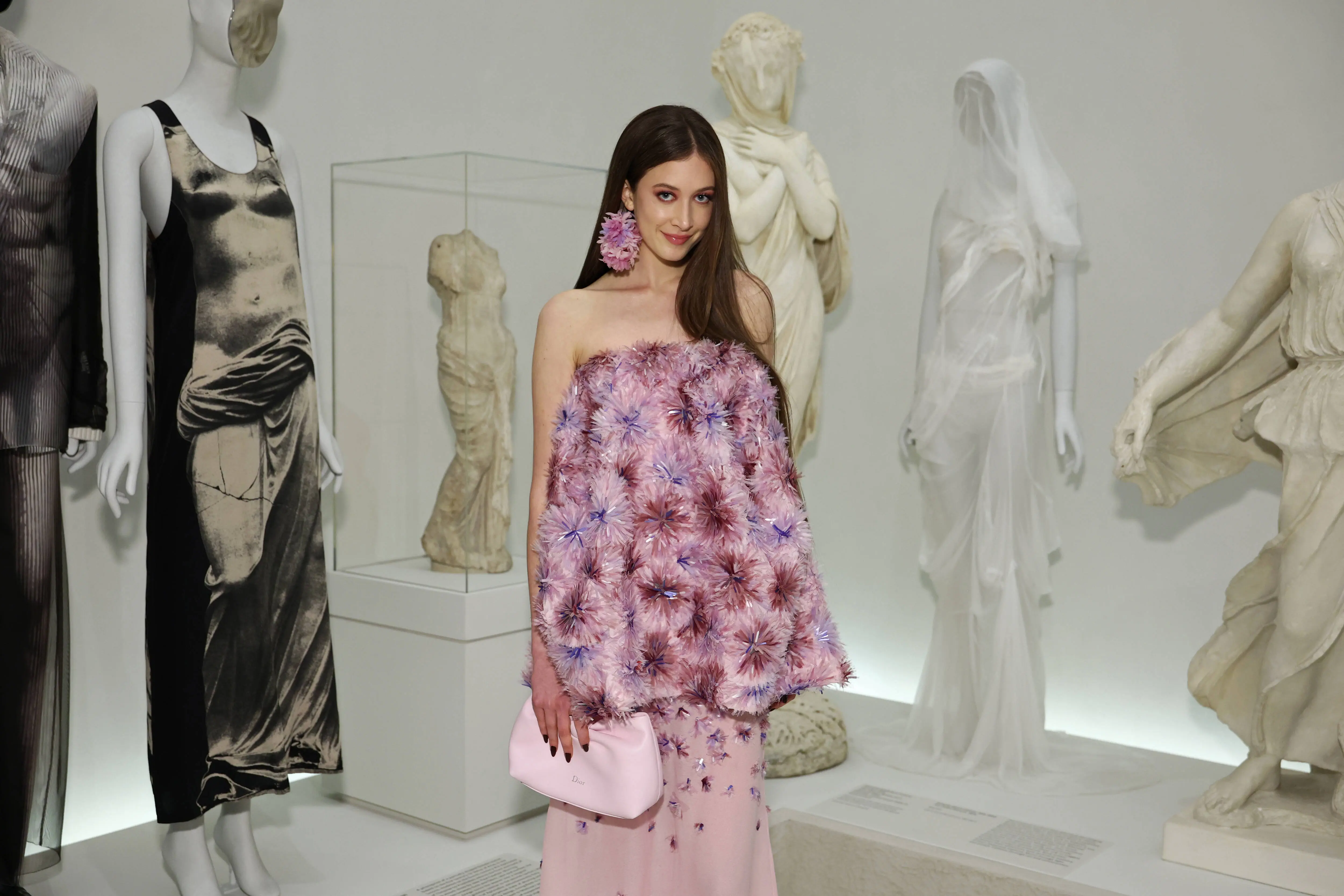 Who walked the Met Gala red carpet for the first time in 2026? Full ...