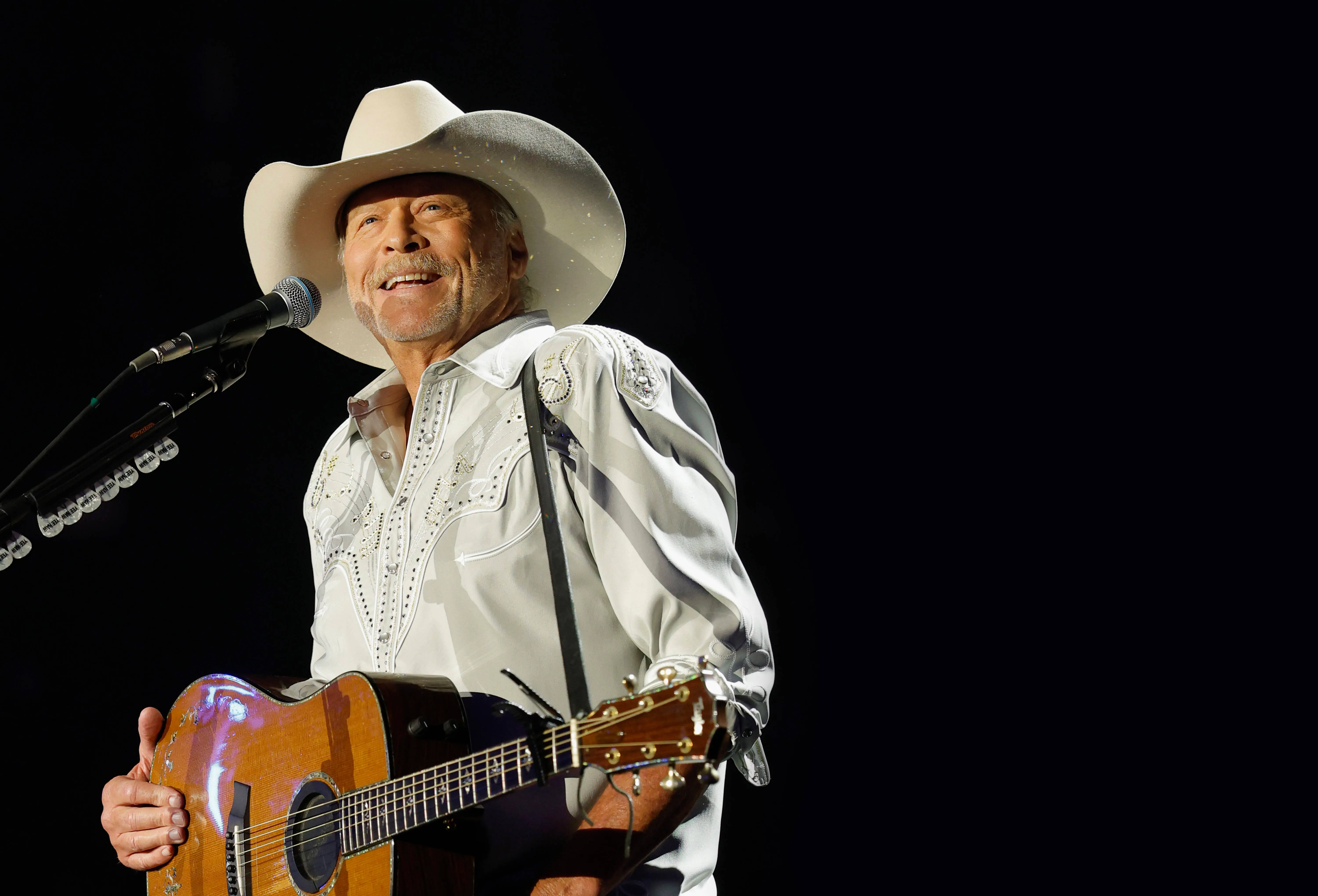 Why is Alan Jackson retiring? Everything to know about his final