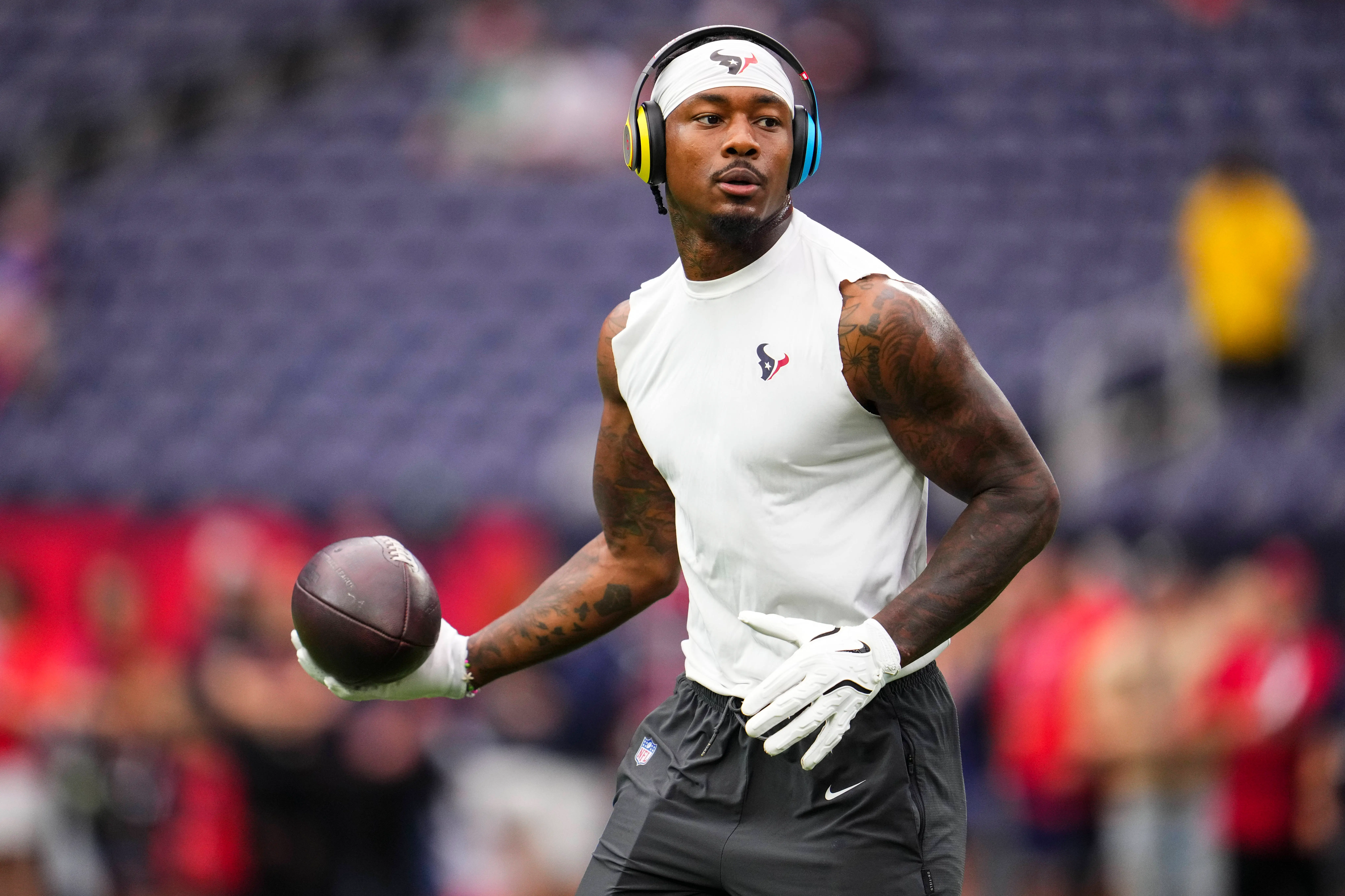 Stefon Diggs' accuser claims over 100 pages of messages back allegations in ongoing lawsuit
