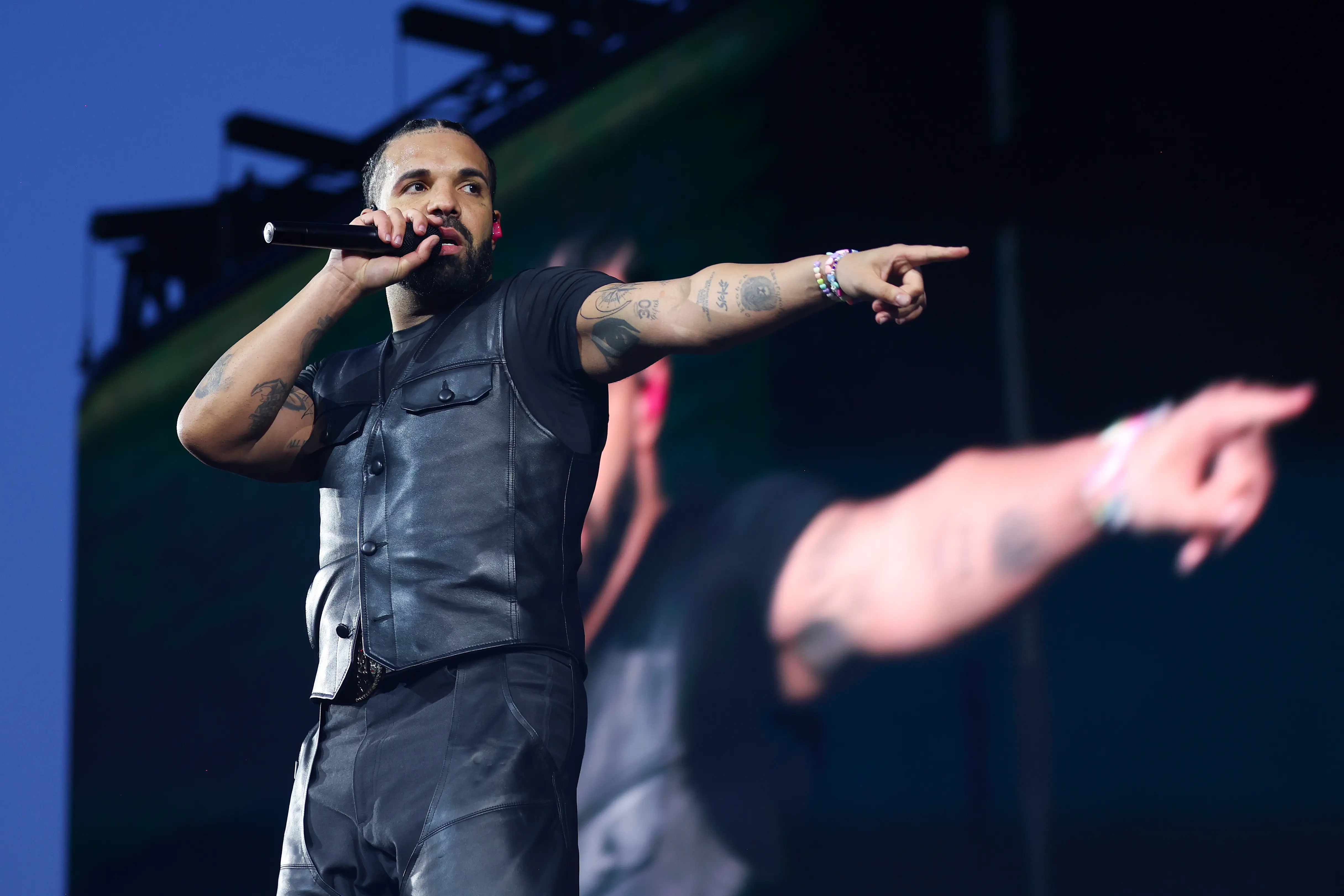 What did Wayno say about Drake? Rapper claps back at the music executive over his 20 v 1 dating show remark by mocking his Marvel review