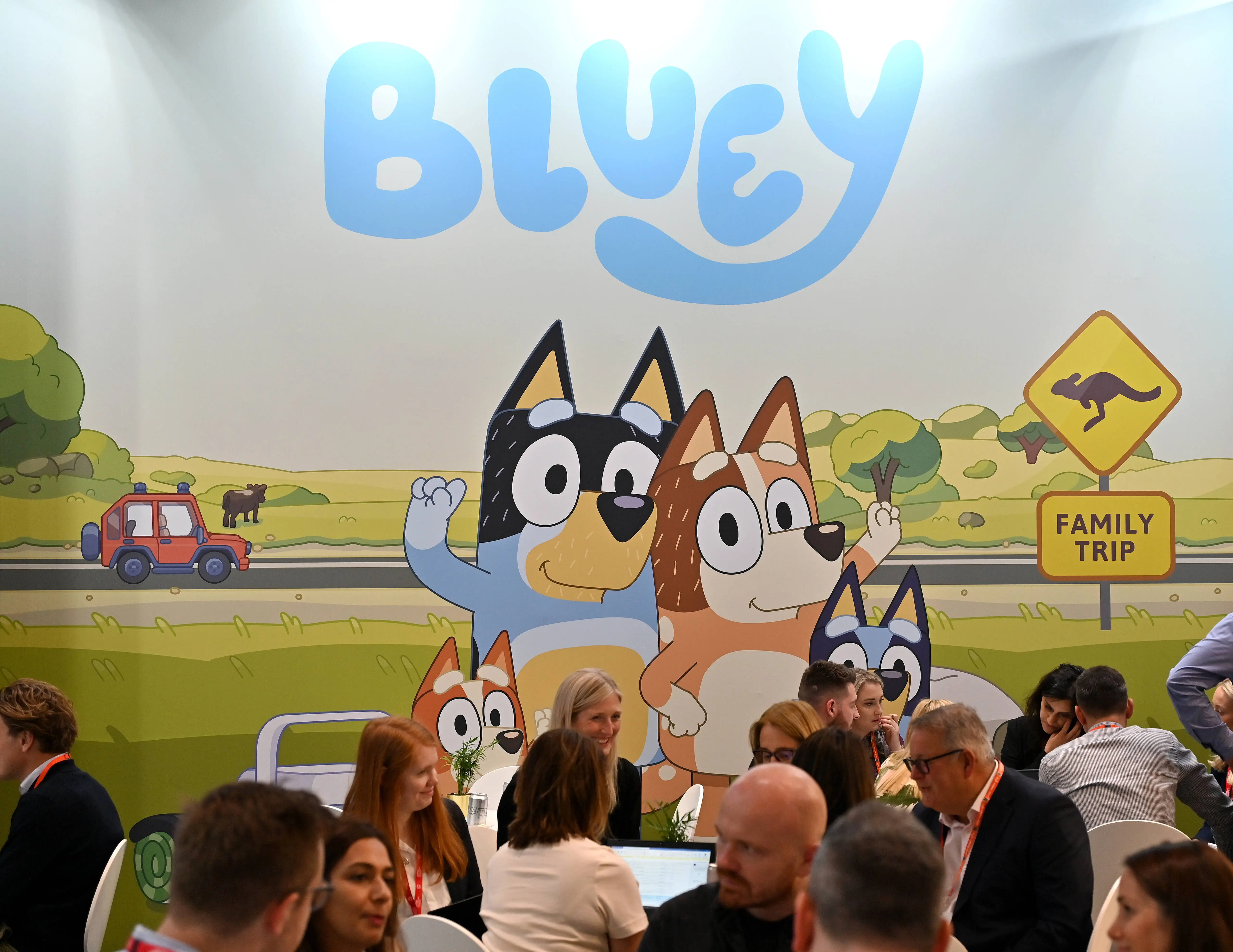 'The Bluey Movie' first look reveals Bluey and her family’s big-screen ...