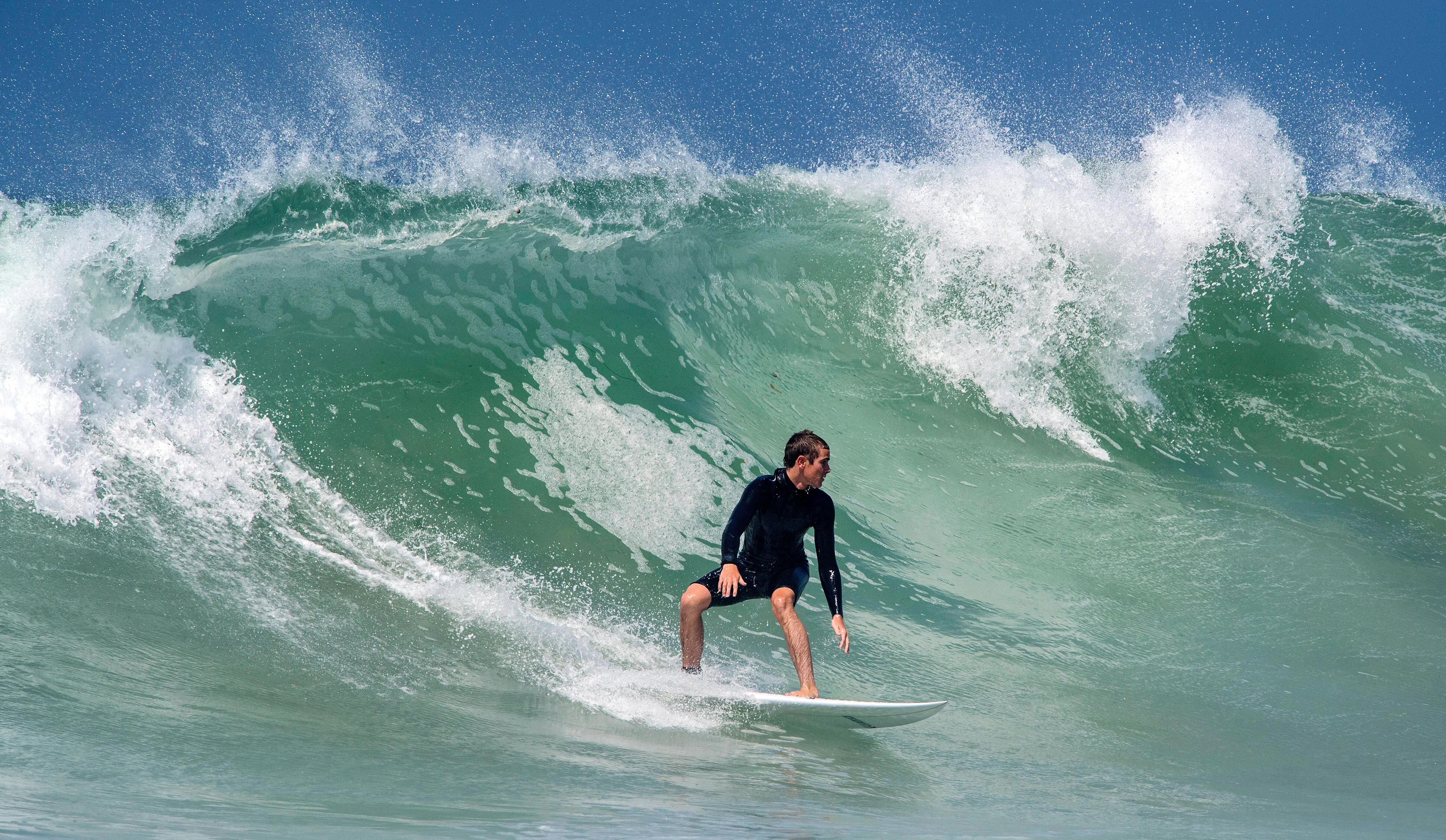 Father recalls identifying bodies of Australian surfers as three men face trial over their deaths in Mexico