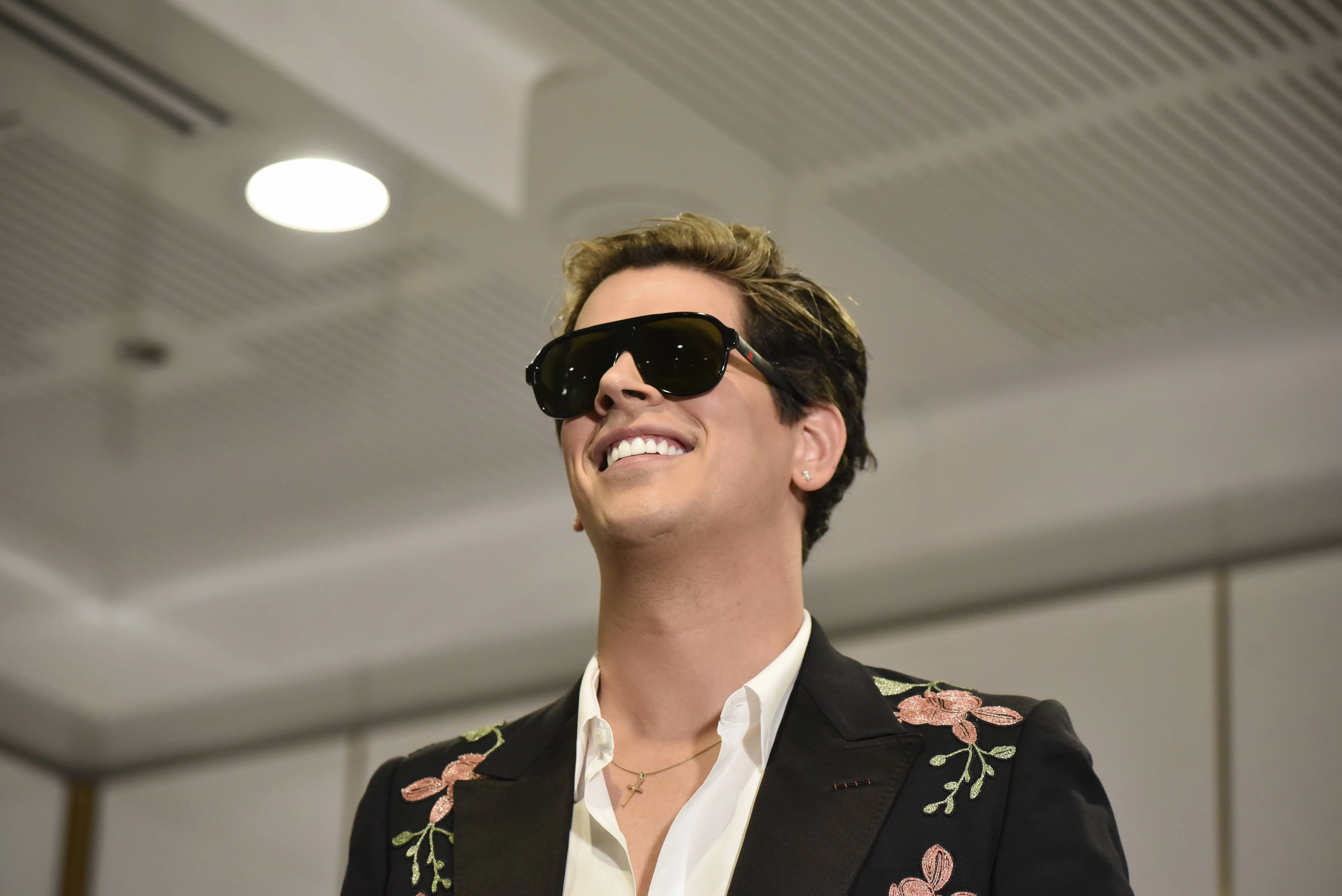 Milo Yiannopoulos pens an open letter claiming his deportation was 