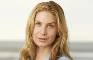 Elizabeth Mitchell as Juliet in Lost (ABC)