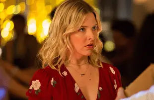 Helena Yorke in The Other Two (Comedy Central)