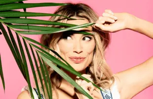 Actress/internet personality Arielle Vandenberg hosts Love Island USA (CBS)