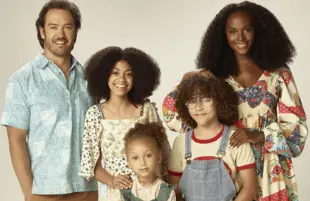 Mark-Paul Gosselaar, Arica Himmel, Mykal-Michelle Harris, Ethan William Childress and Tika Sumpter star in Mixed-ish.  (Photo: ABC/Brian Bowen Smith)