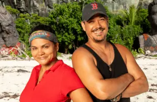 Sandra Diaz-Twine and Rob Mariano are back on the beach in Survivor: Island of the Idols (CBS)