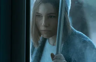 Jessica Biel stars as public radio reporter Lia Haddock in Limetown (Photo:Facebook Watch)