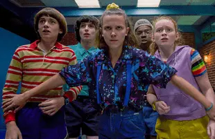 Noah Schnapp, Finn Wolfhard, Millie Bobby Brown, Caleb McLaughlin and Sadie Sink in Stranger Things. (Netflix)