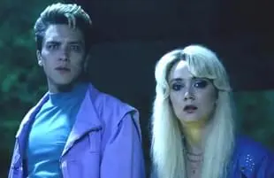Cody Fern and Billie Lourd in American Horror Story: 1984 (FX)